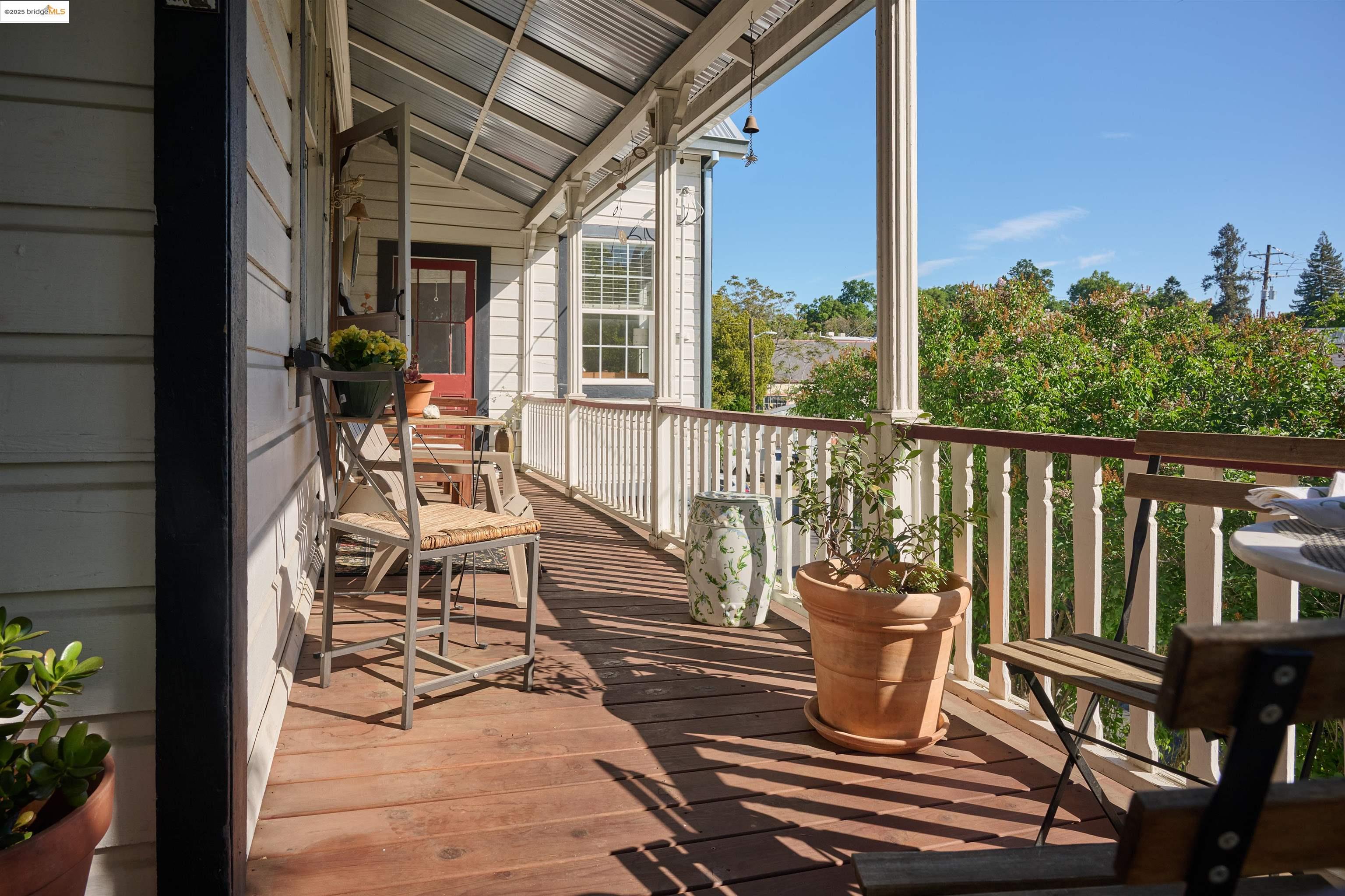 Detail Gallery Image 3 of 20 For 1352 Finnegan Ln, Angels Camp,  CA 95222 - 2 Beds | 1 Baths