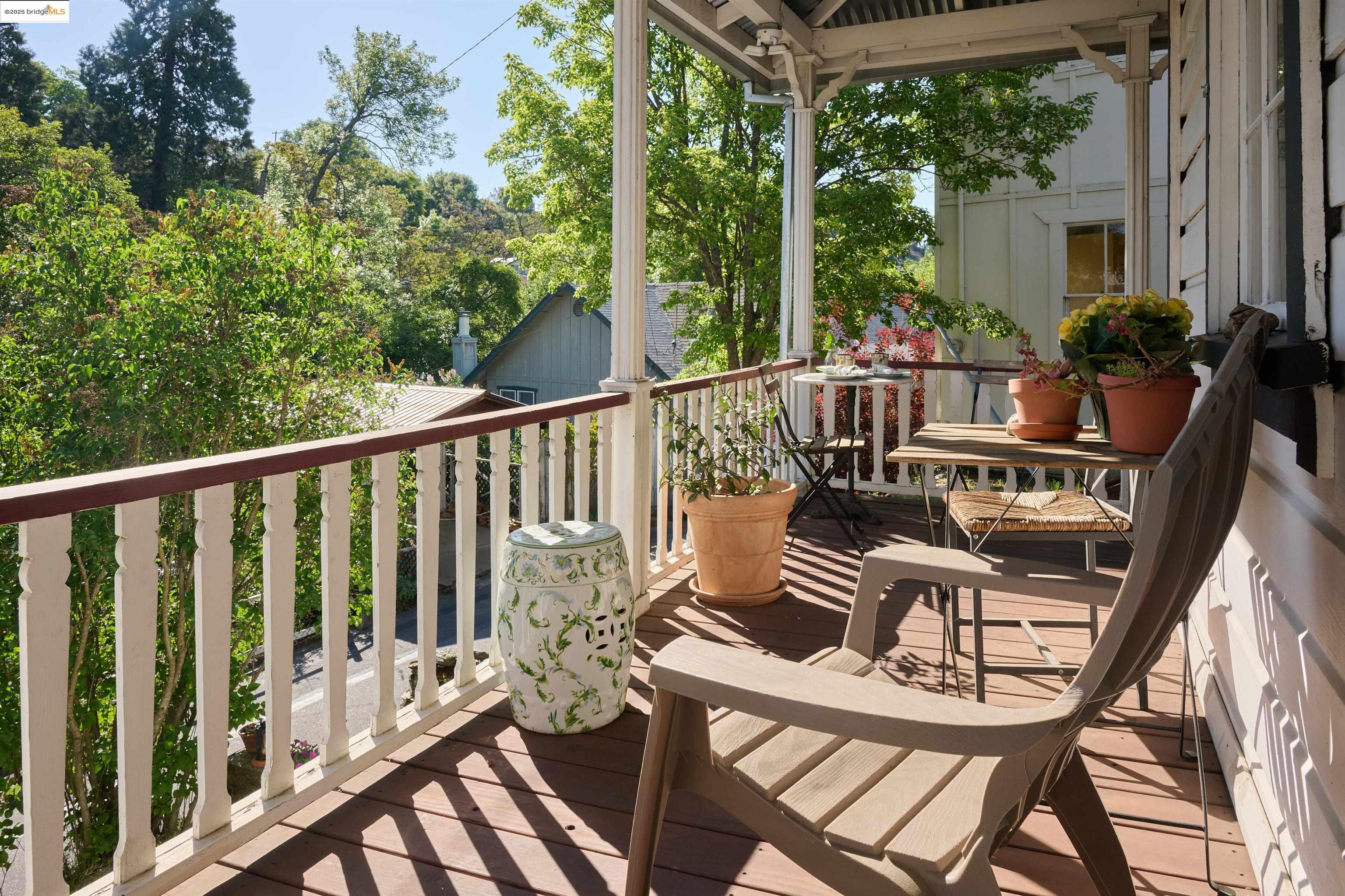 Detail Gallery Image 4 of 20 For 1352 Finnegan Ln, Angels Camp,  CA 95222 - 2 Beds | 1 Baths
