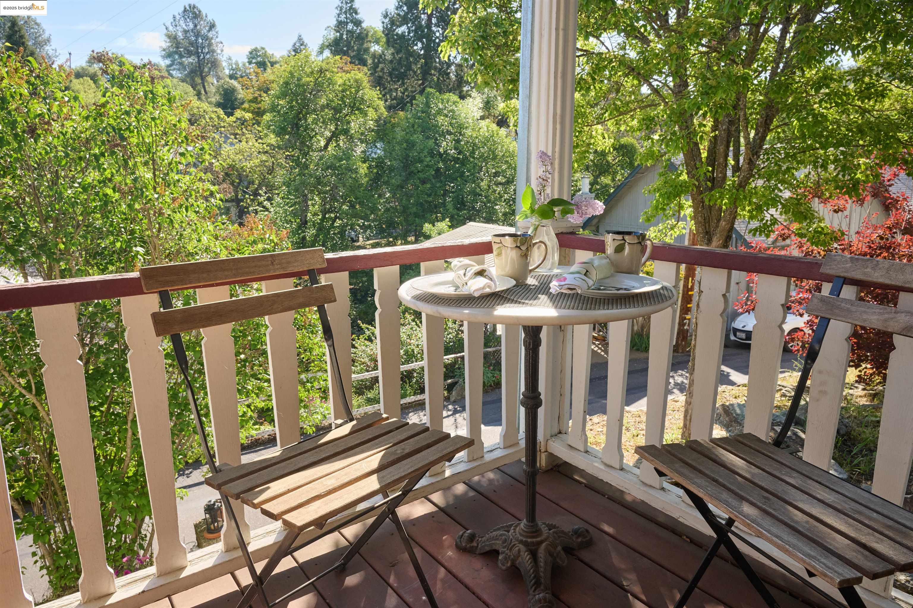 Detail Gallery Image 5 of 20 For 1352 Finnegan Ln, Angels Camp,  CA 95222 - 2 Beds | 1 Baths