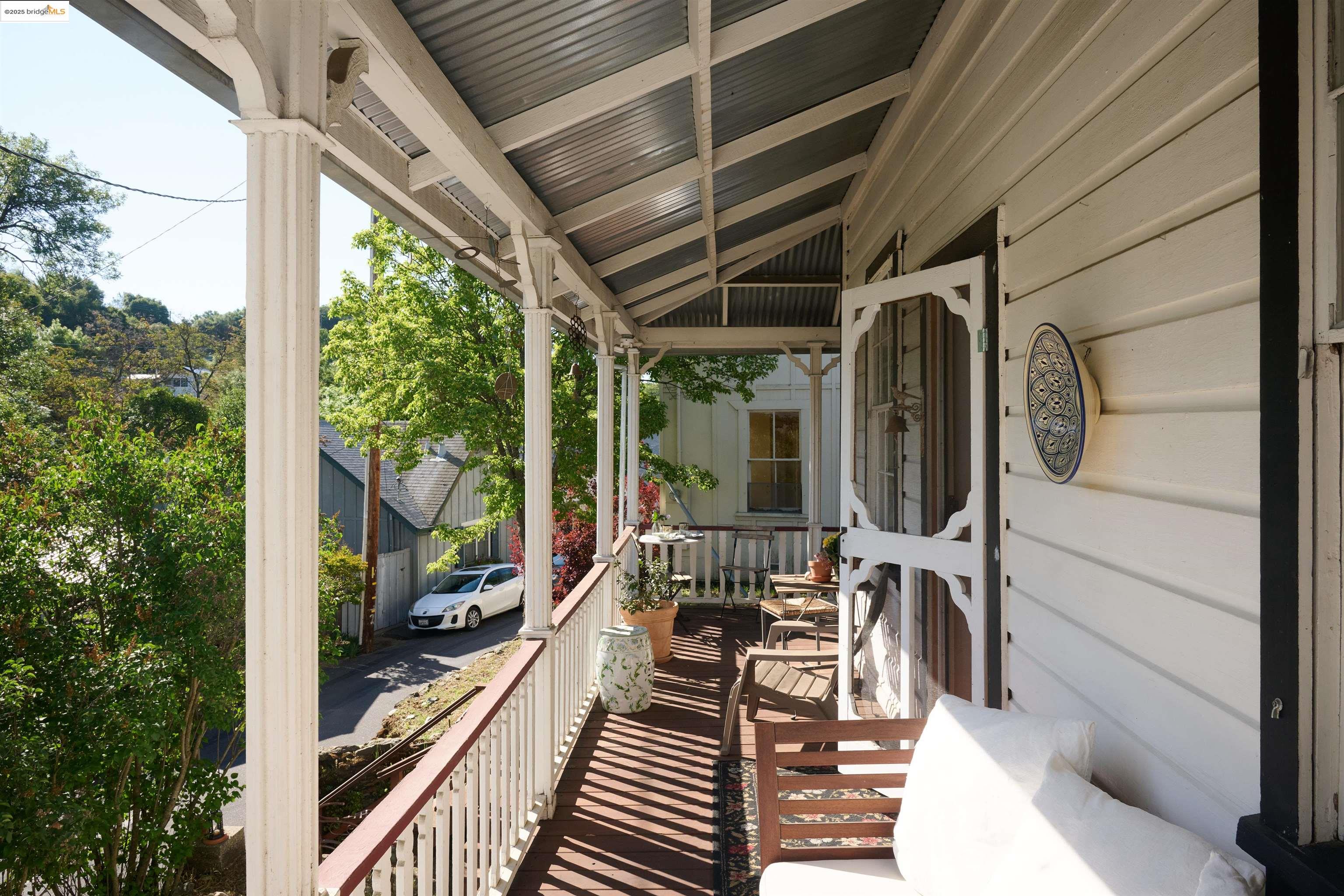 Detail Gallery Image 6 of 20 For 1352 Finnegan Ln, Angels Camp,  CA 95222 - 2 Beds | 1 Baths
