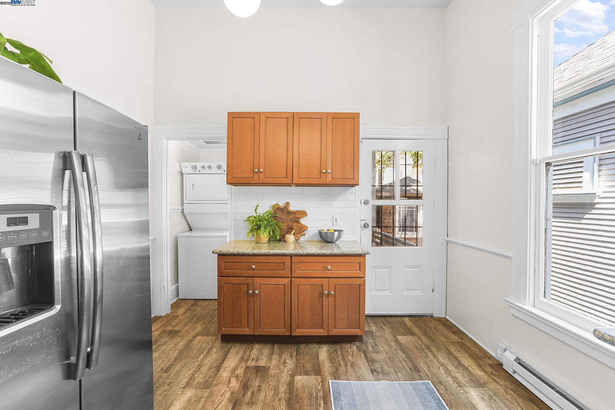 Detail Gallery Image 20 of 51 For 2349 Waverly St, Oakland,  CA 94612 - 3 Beds | 1 Baths