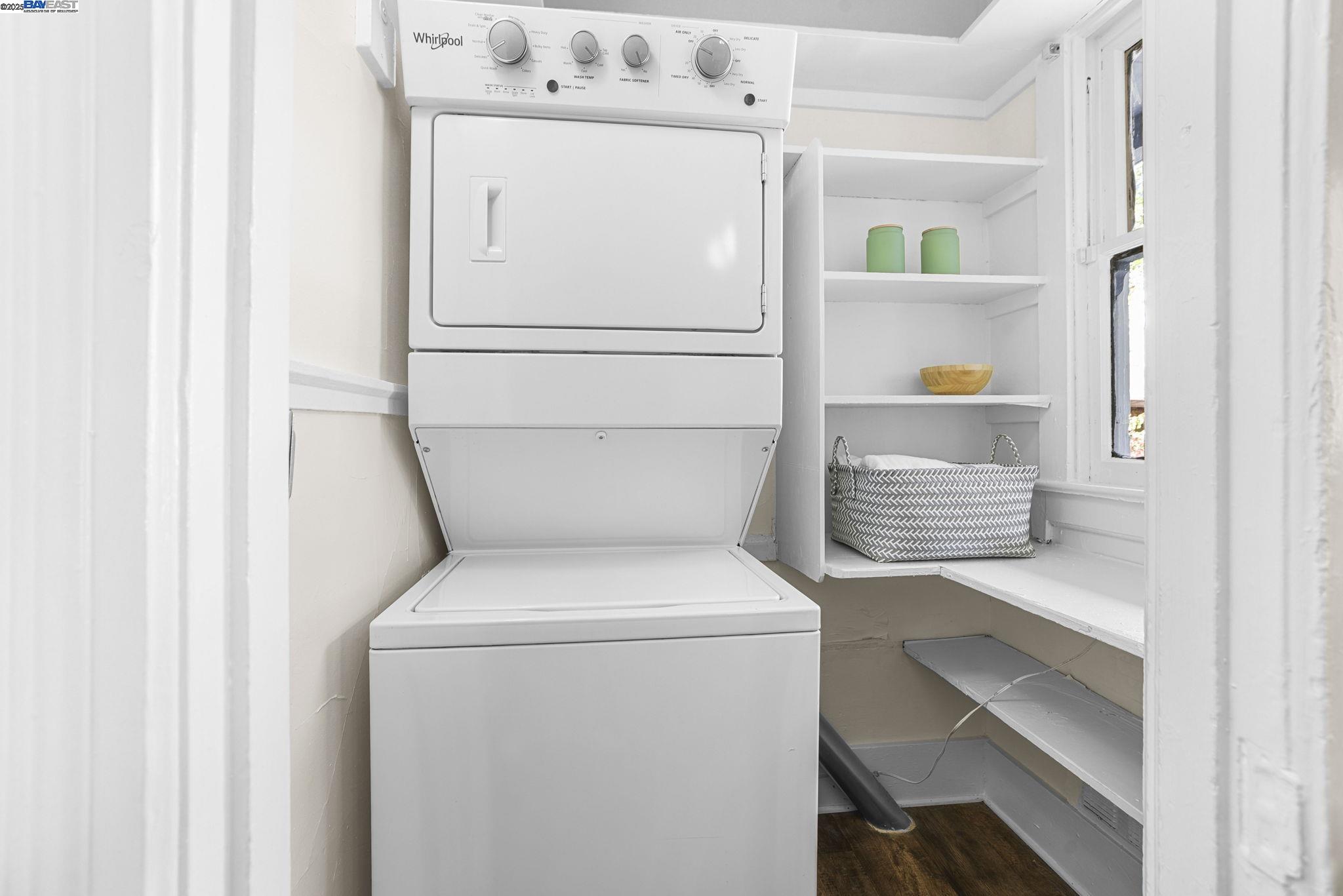 Detail Gallery Image 23 of 51 For 2349 Waverly St, Oakland,  CA 94612 - 3 Beds | 1 Baths