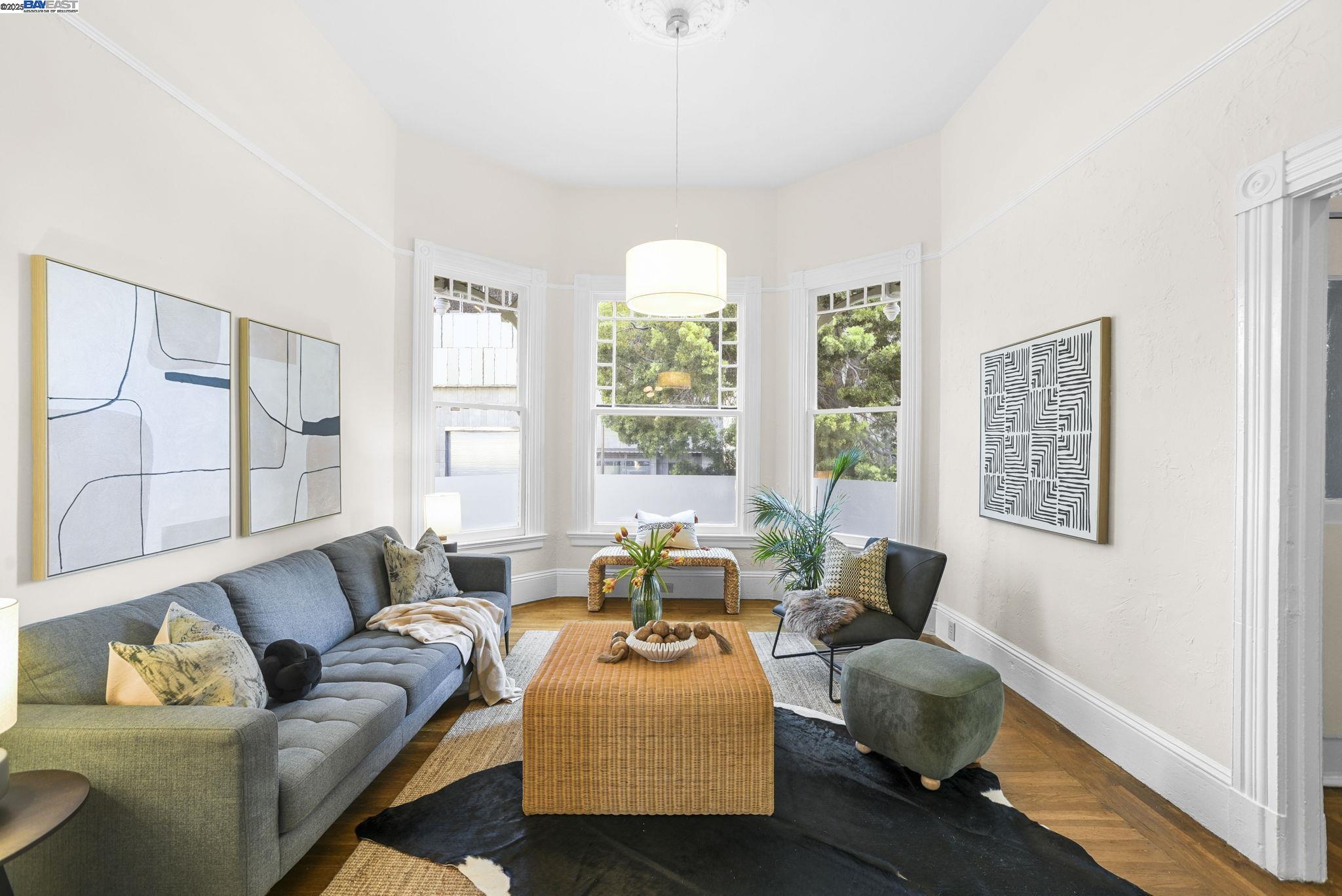 Detail Gallery Image 8 of 51 For 2349 Waverly St, Oakland,  CA 94612 - 3 Beds | 1 Baths