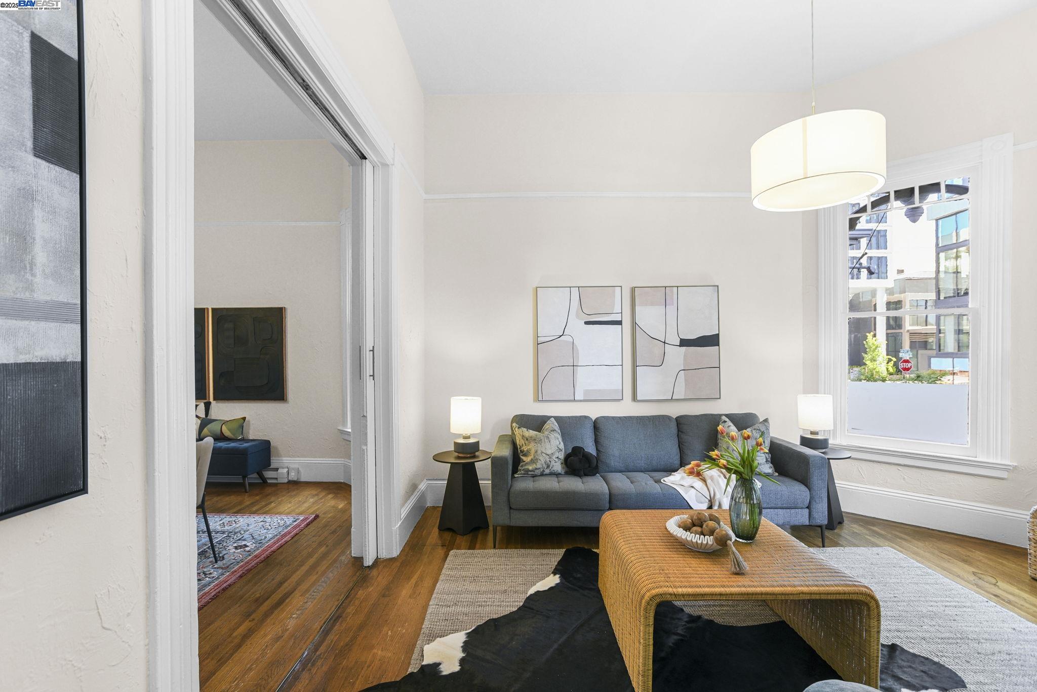 Detail Gallery Image 10 of 51 For 2349 Waverly St, Oakland,  CA 94612 - 3 Beds | 1 Baths