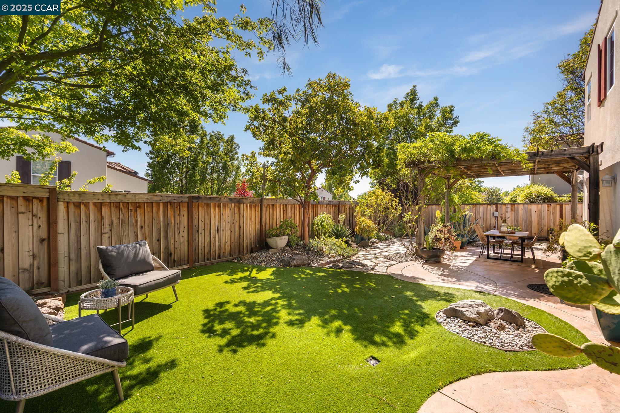 Detail Gallery Image 20 of 35 For 9636 Camassia Way, San Ramon,  CA 94582 - 4 Beds | 3 Baths