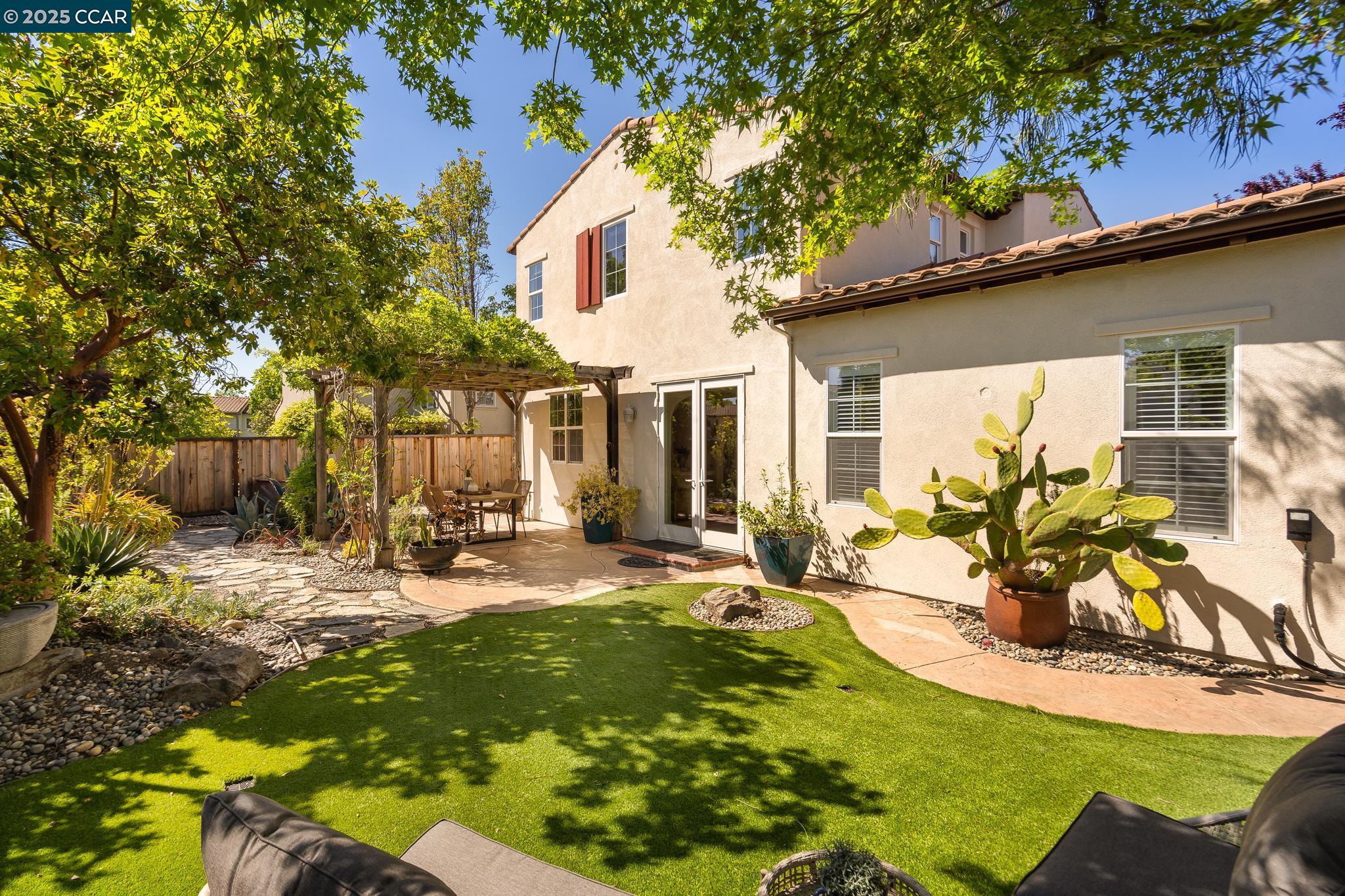 Detail Gallery Image 22 of 35 For 9636 Camassia Way, San Ramon,  CA 94582 - 4 Beds | 3 Baths