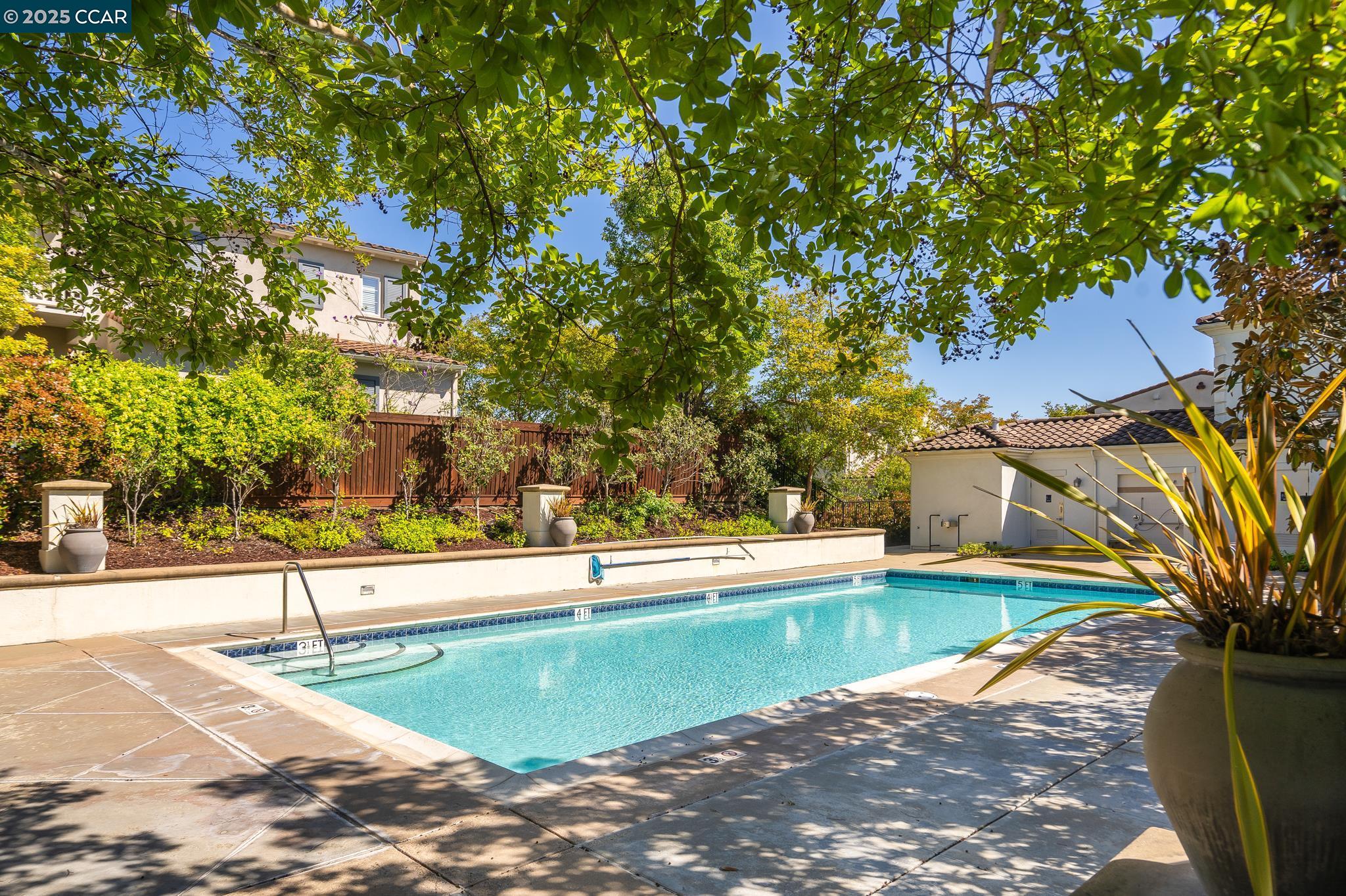 Detail Gallery Image 31 of 35 For 9636 Camassia Way, San Ramon,  CA 94582 - 4 Beds | 3 Baths