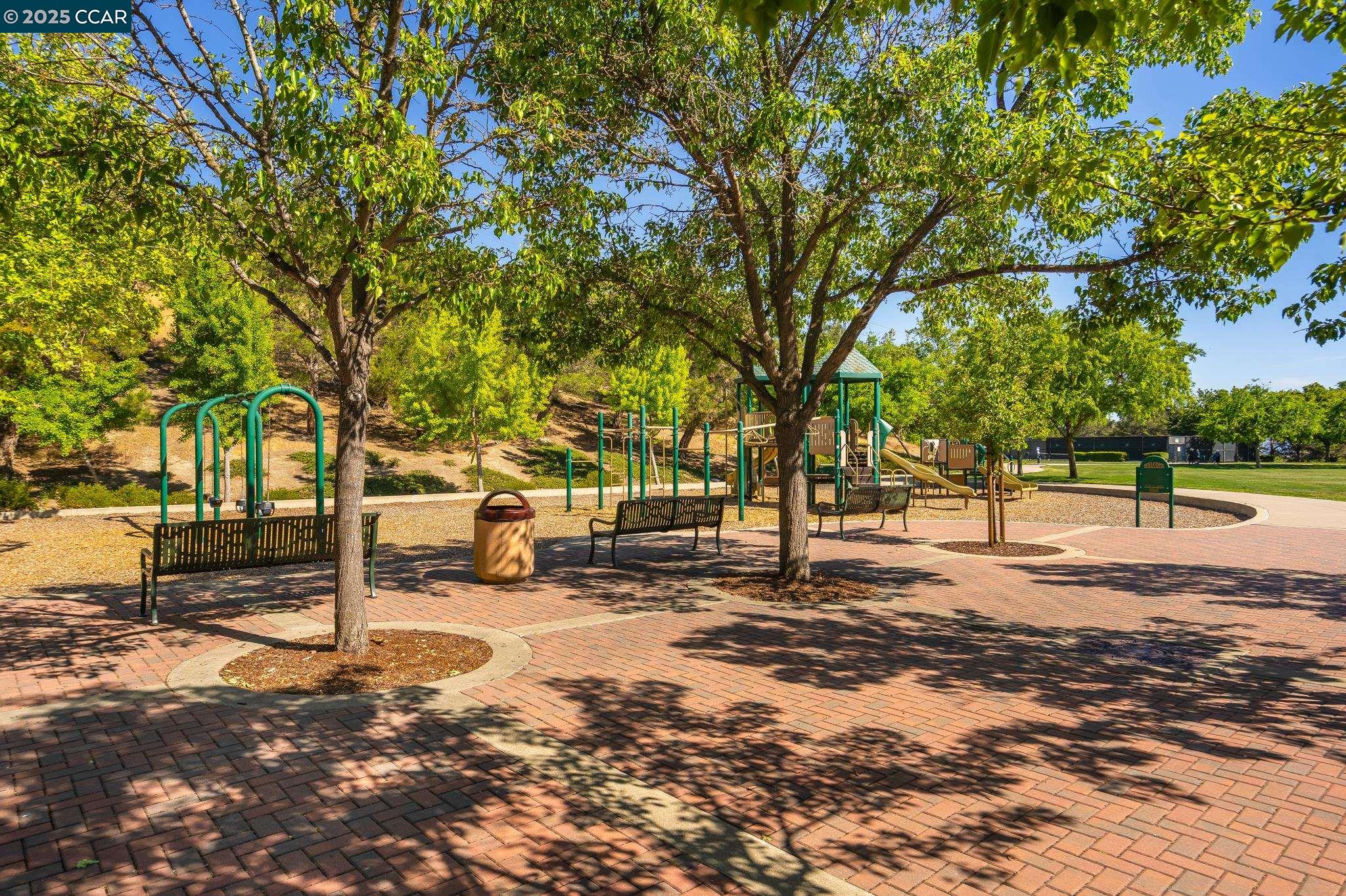 Detail Gallery Image 34 of 35 For 9636 Camassia Way, San Ramon,  CA 94582 - 4 Beds | 3 Baths