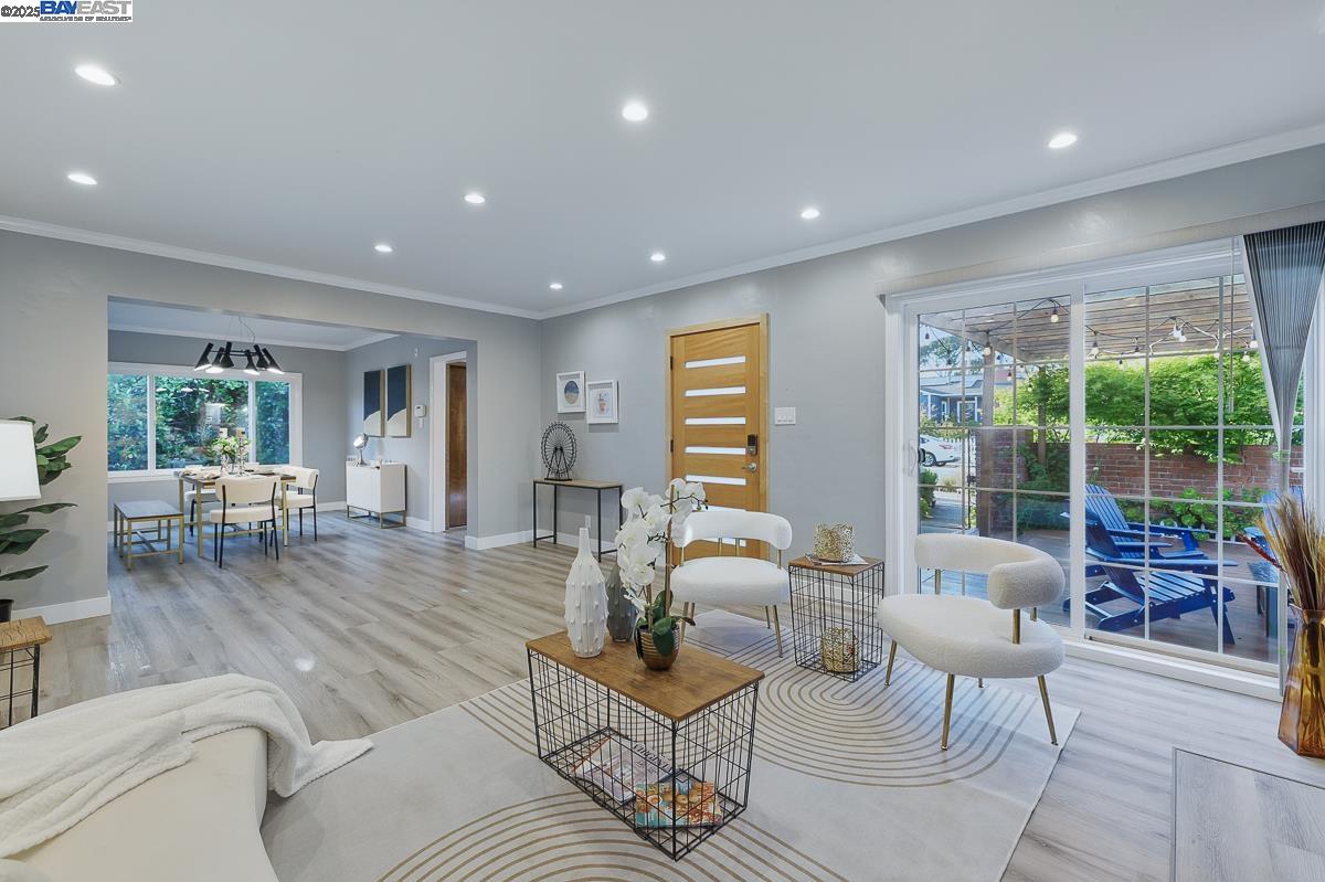Detail Gallery Image 11 of 60 For 114 Garden Ln, Daly City,  CA 94015 - 3 Beds | 2 Baths