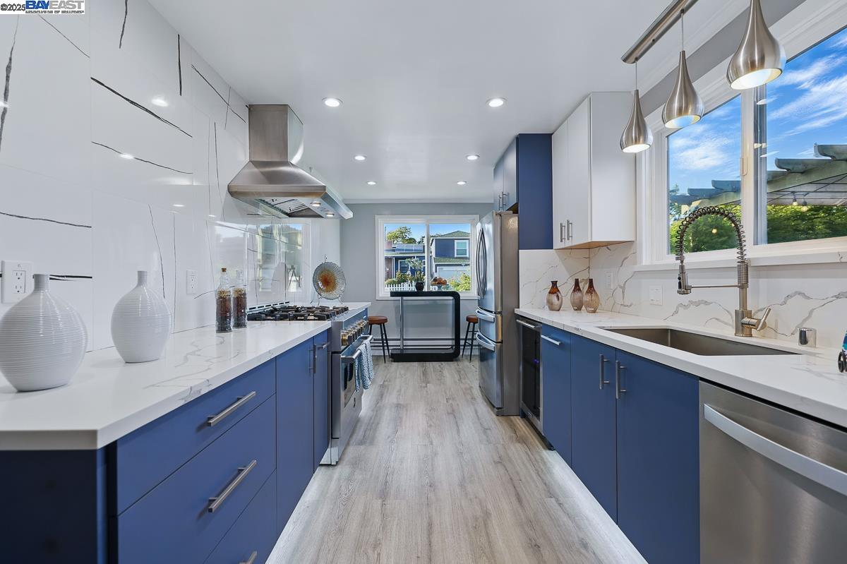 Detail Gallery Image 22 of 60 For 114 Garden Ln, Daly City,  CA 94015 - 3 Beds | 2 Baths