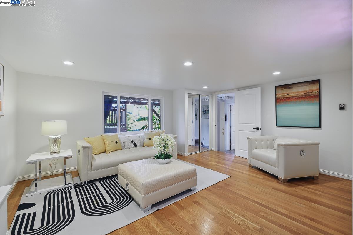 Detail Gallery Image 32 of 60 For 114 Garden Ln, Daly City,  CA 94015 - 3 Beds | 2 Baths