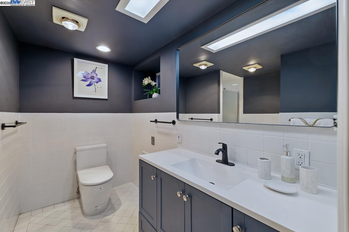 Detail Gallery Image 42 of 60 For 114 Garden Ln, Daly City,  CA 94015 - 3 Beds | 2 Baths