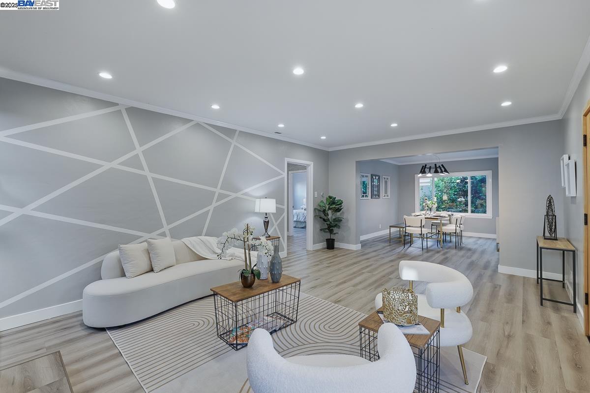 Detail Gallery Image 10 of 60 For 114 Garden Ln, Daly City,  CA 94015 - 3 Beds | 2 Baths