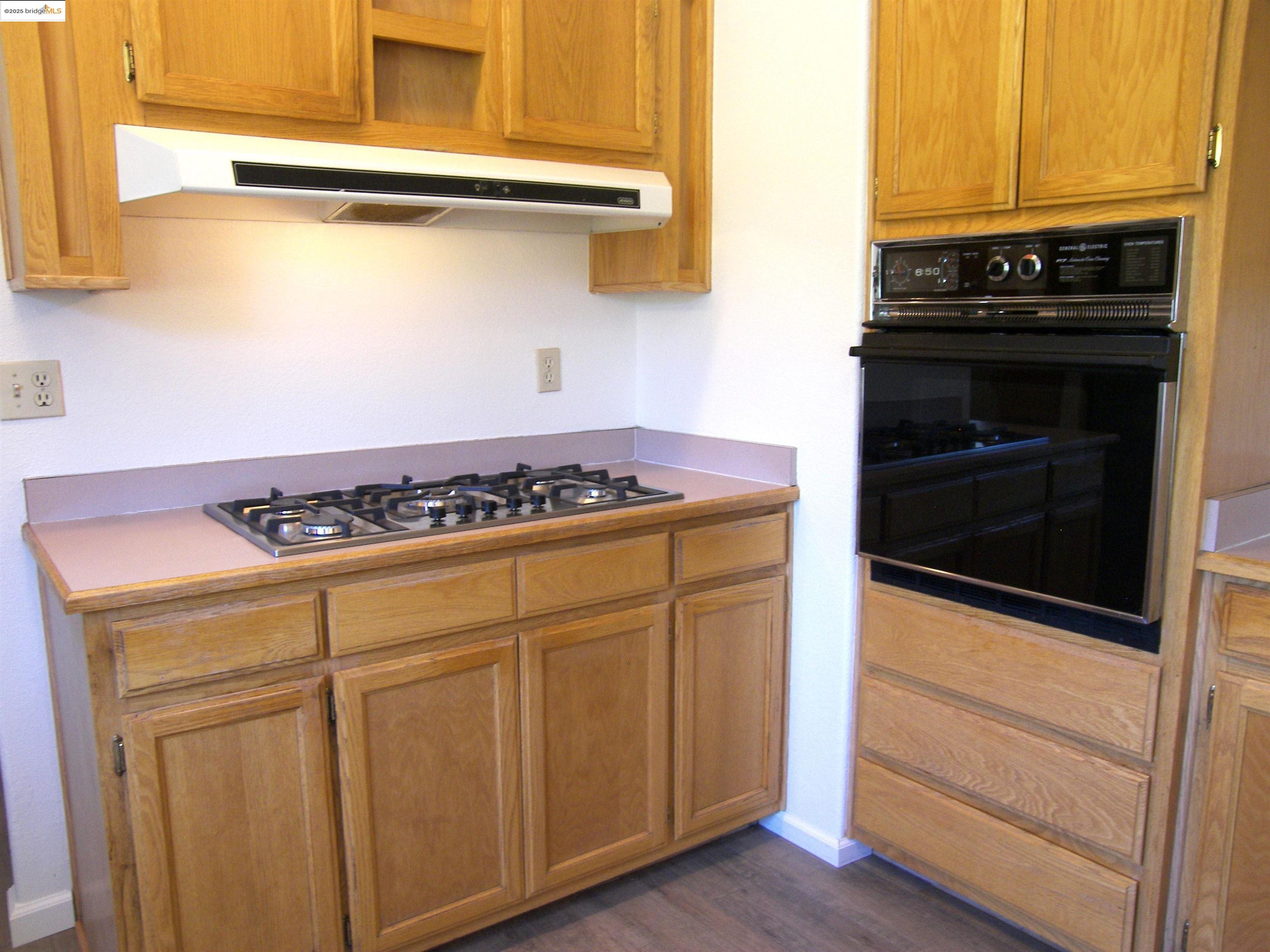 Detail Gallery Image 12 of 36 For 22857 Rolling Woods Dr., Groveland,  CA 95321 - 3 Beds | 2 Baths
