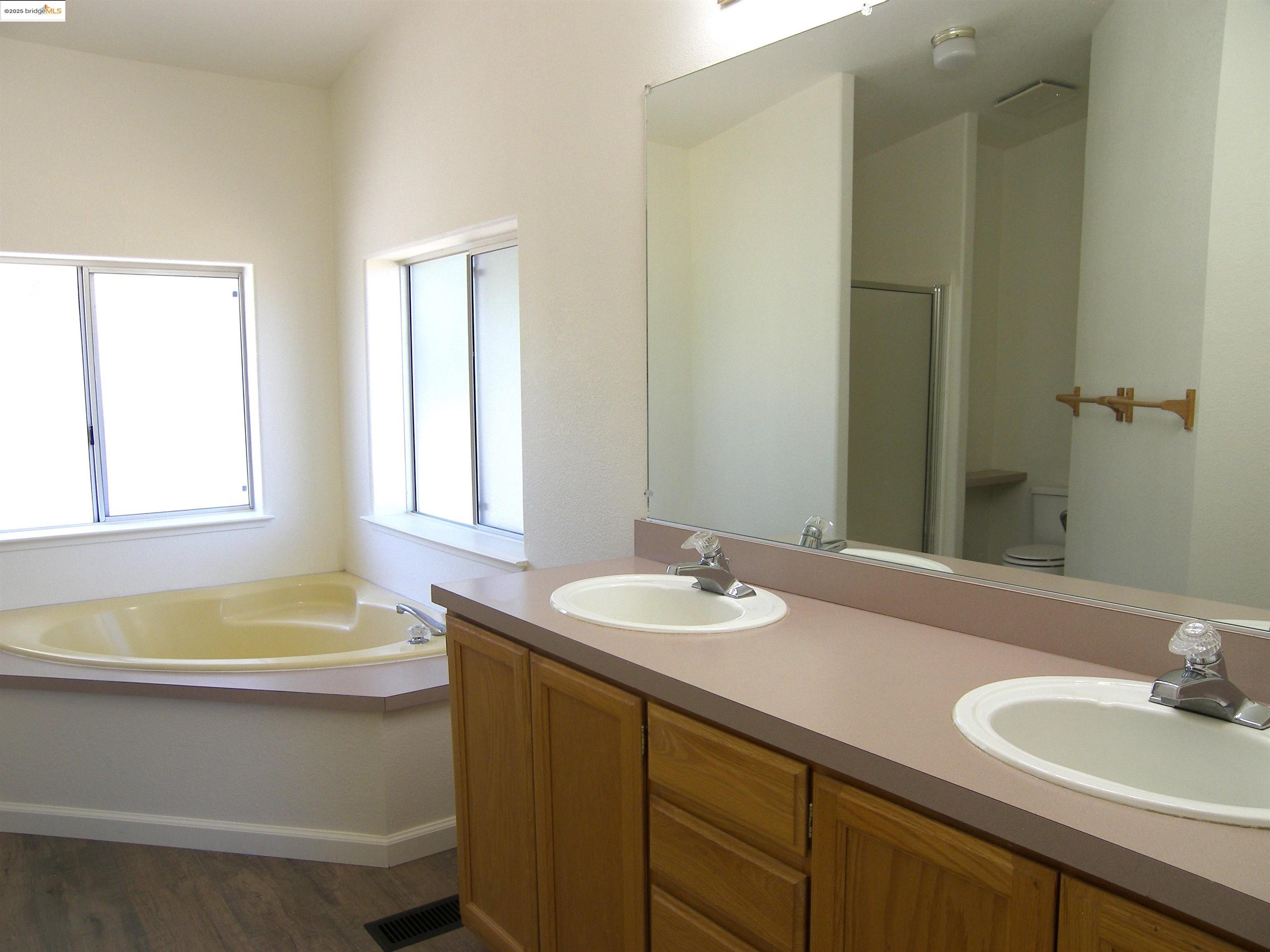 Detail Gallery Image 22 of 36 For 22857 Rolling Woods Dr., Groveland,  CA 95321 - 3 Beds | 2 Baths