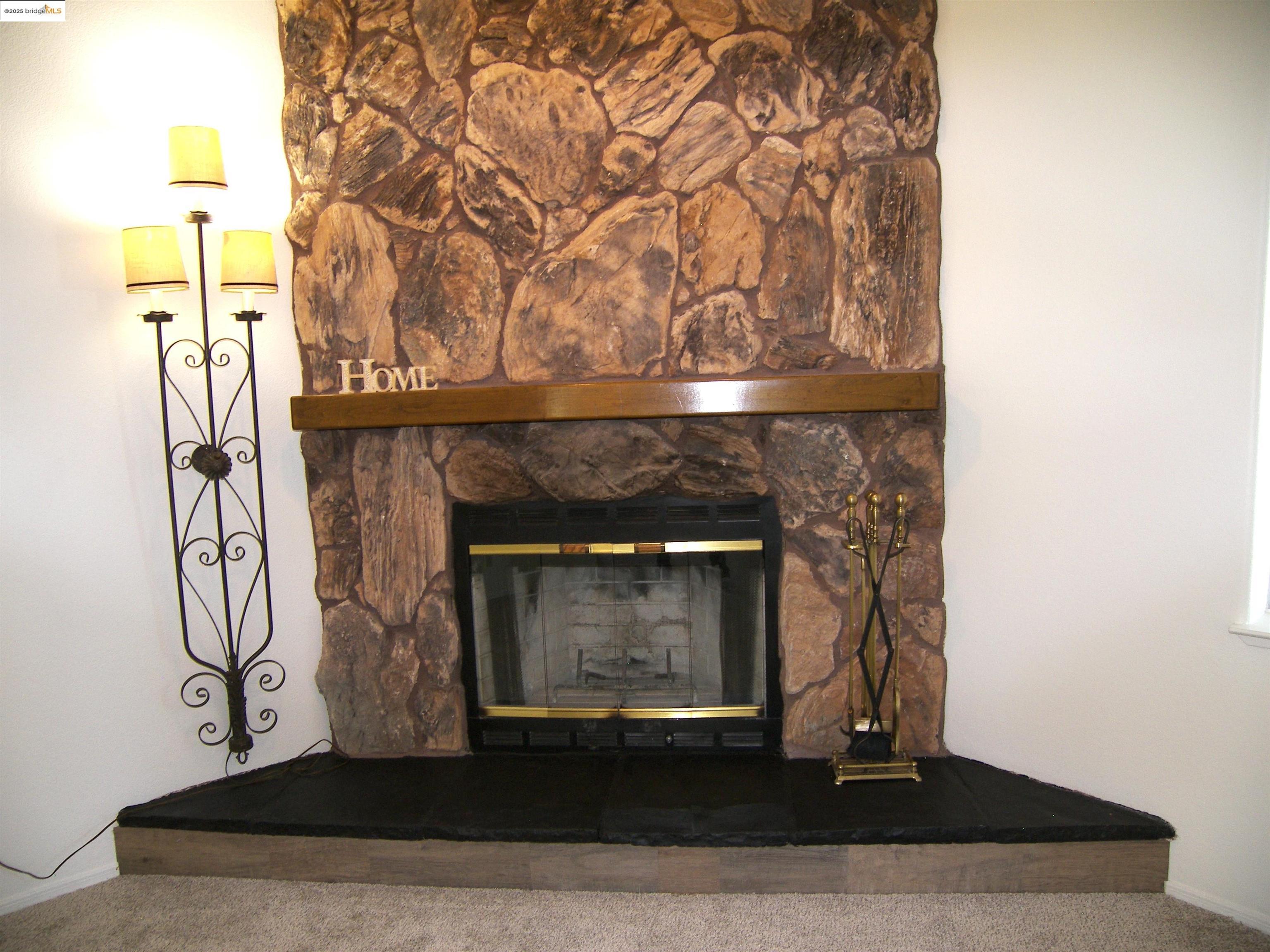 Detail Gallery Image 5 of 36 For 22857 Rolling Woods Dr., Groveland,  CA 95321 - 3 Beds | 2 Baths