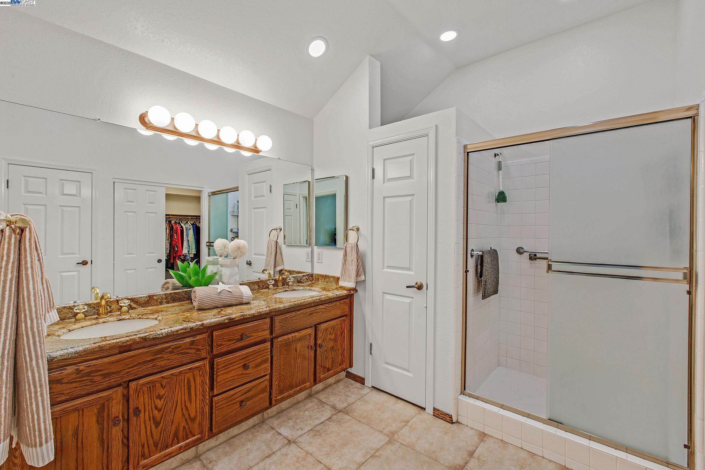 Detail Gallery Image 21 of 36 For 7561 Helmsdale Ct, San Jose,  CA 95135 - 2 Beds | 2 Baths
