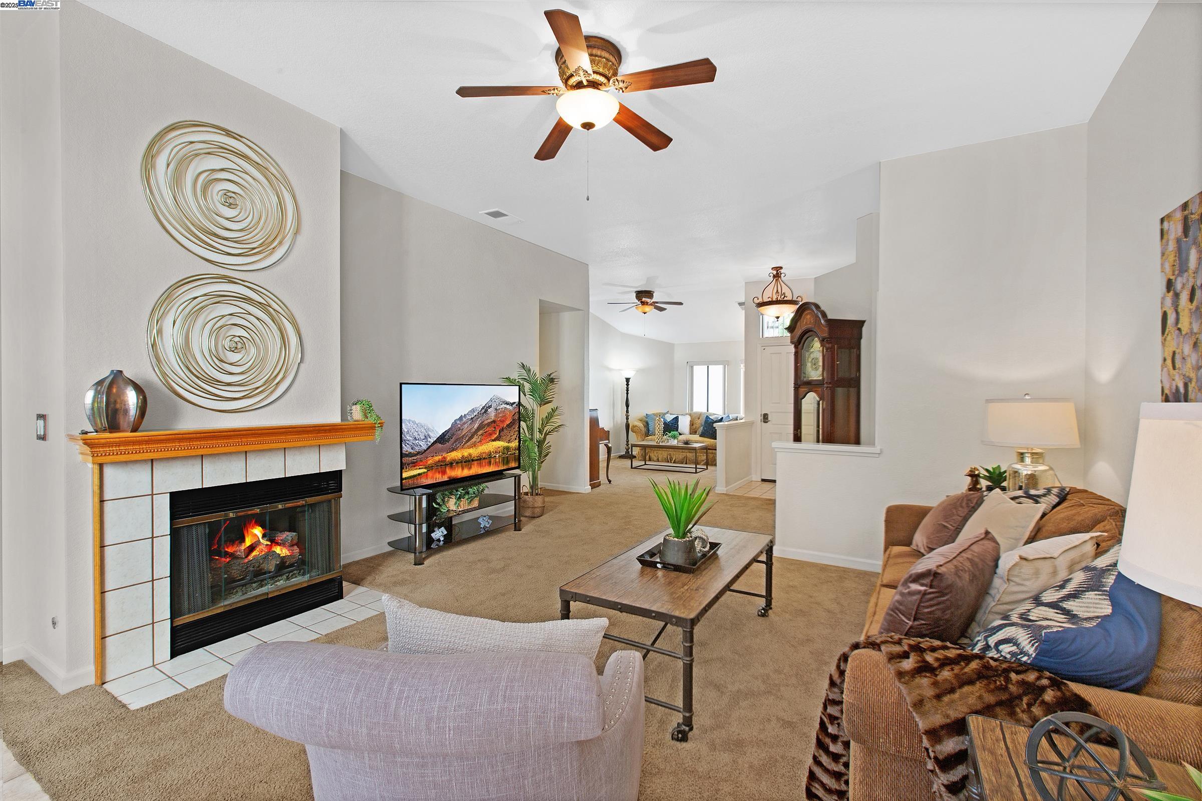 Detail Gallery Image 5 of 36 For 7561 Helmsdale Ct, San Jose,  CA 95135 - 2 Beds | 2 Baths