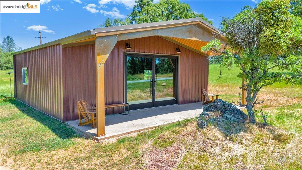 Detail Gallery Image 5 of 60 For 16180 Yosemite, Sonora,  CA 95370 - 3 Beds | 2/1 Baths