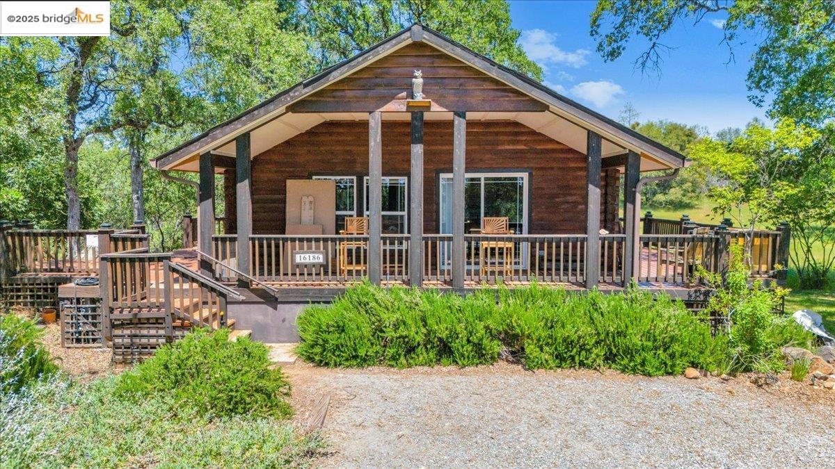 Detail Gallery Image 6 of 60 For 16180 Yosemite, Sonora,  CA 95370 - 3 Beds | 2/1 Baths