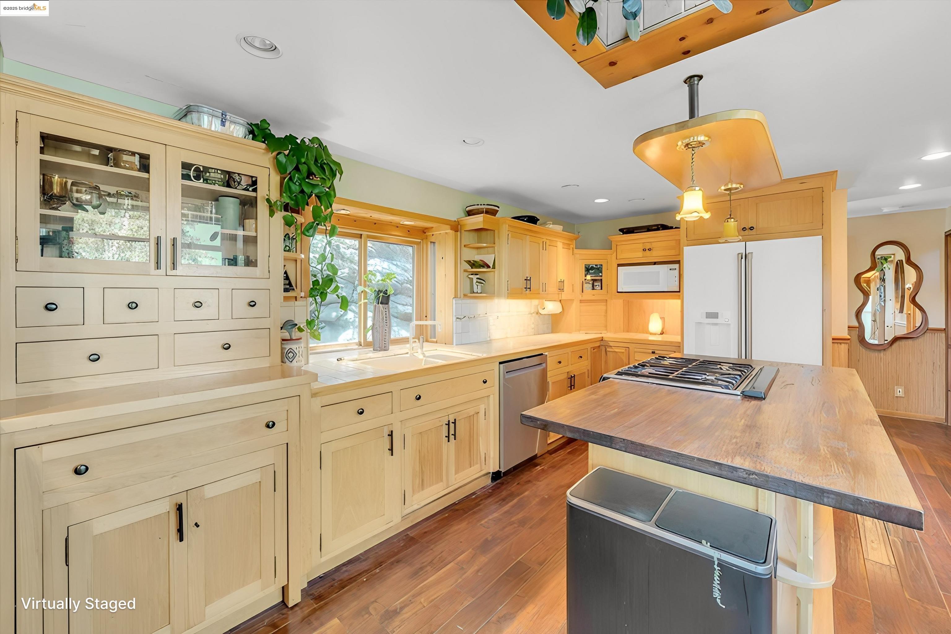 Detail Gallery Image 8 of 60 For 16180 Yosemite, Sonora,  CA 95370 - 3 Beds | 2/1 Baths
