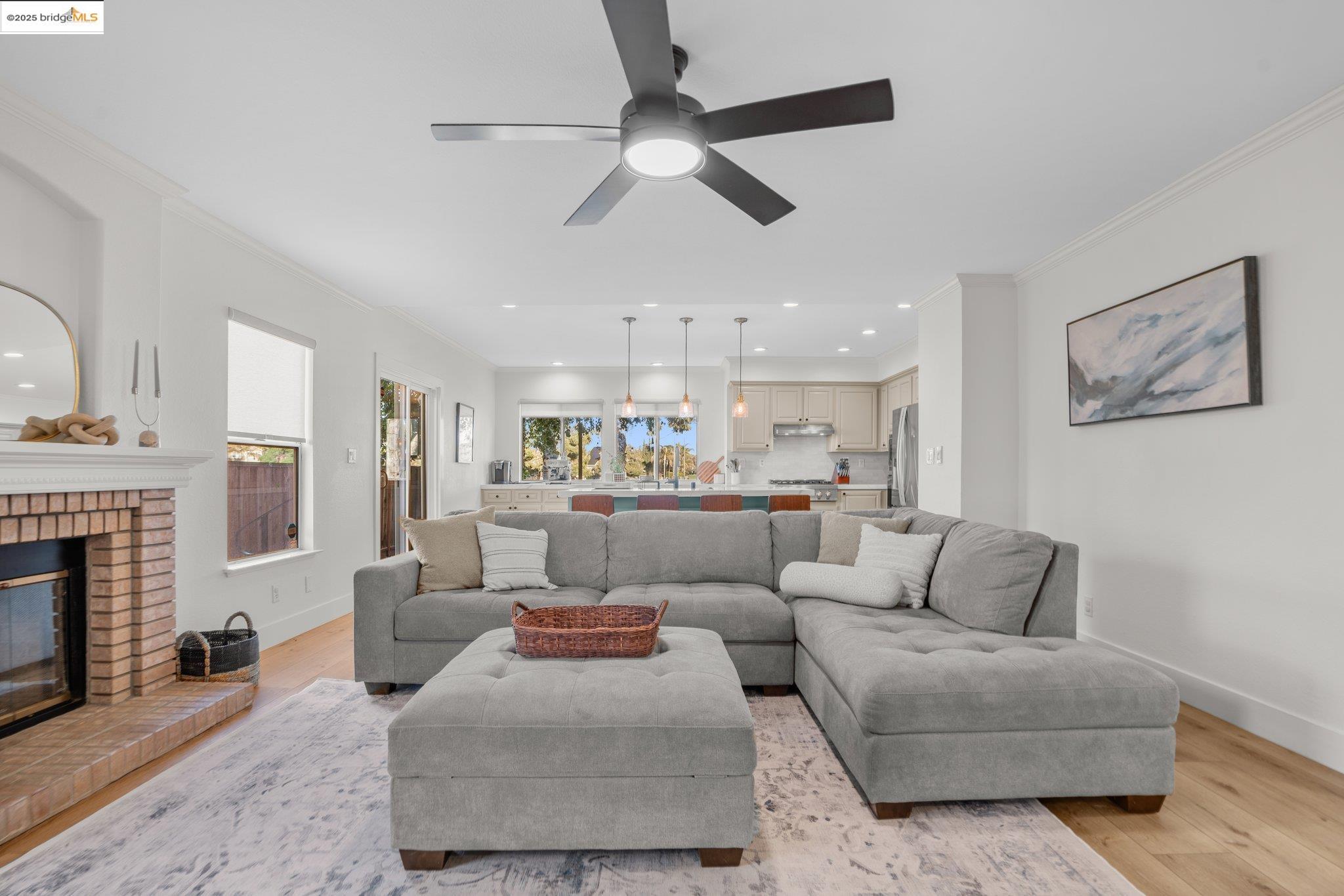 Detail Gallery Image 11 of 50 For 2329 Wayfarer Dr, Discovery Bay,  CA 94505 - 4 Beds | 3 Baths