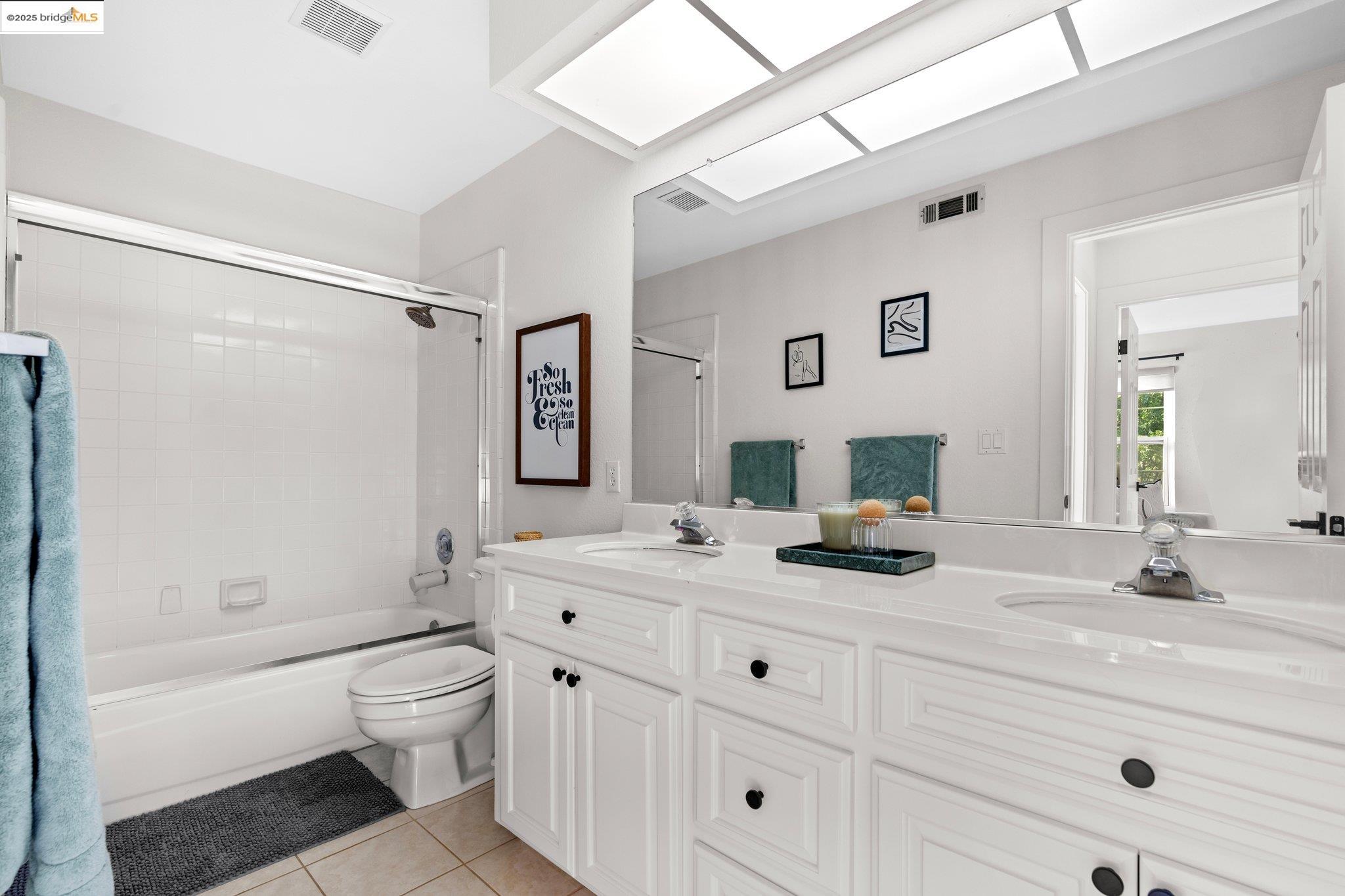 Detail Gallery Image 36 of 50 For 2329 Wayfarer Dr, Discovery Bay,  CA 94505 - 4 Beds | 3 Baths