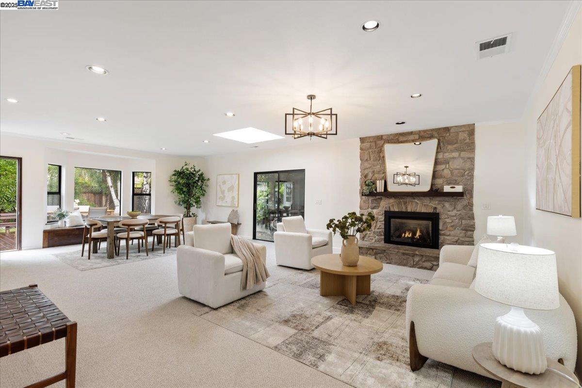 Detail Gallery Image 14 of 42 For 34264 Atteridge Pl, Fremont,  CA 94555 - 3 Beds | 2 Baths