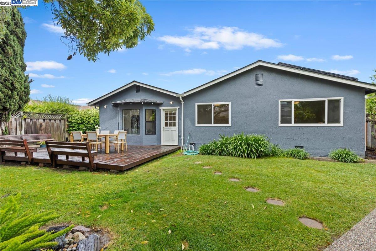 Detail Gallery Image 33 of 42 For 34264 Atteridge Pl, Fremont,  CA 94555 - 3 Beds | 2 Baths