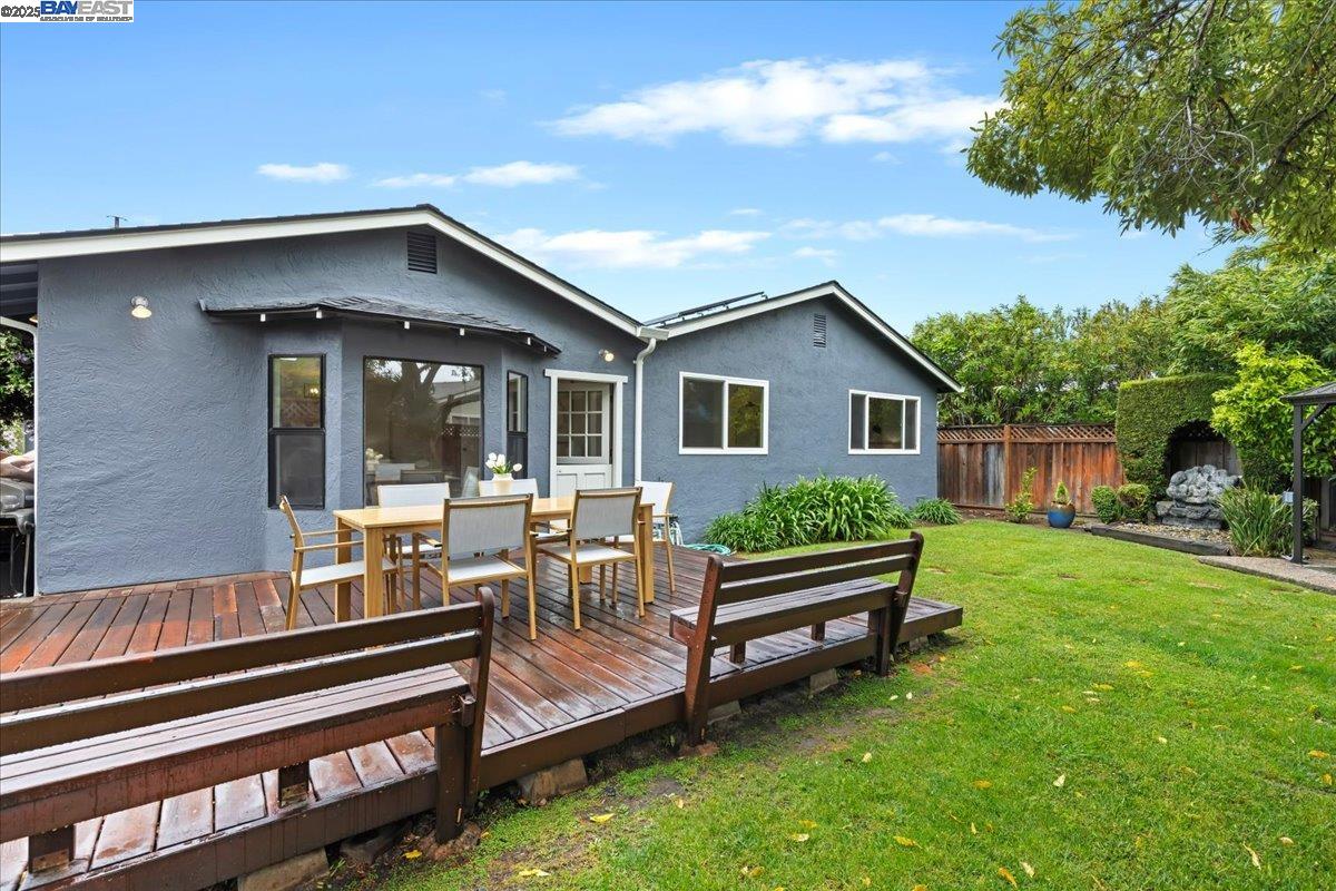 Detail Gallery Image 34 of 42 For 34264 Atteridge Pl, Fremont,  CA 94555 - 3 Beds | 2 Baths