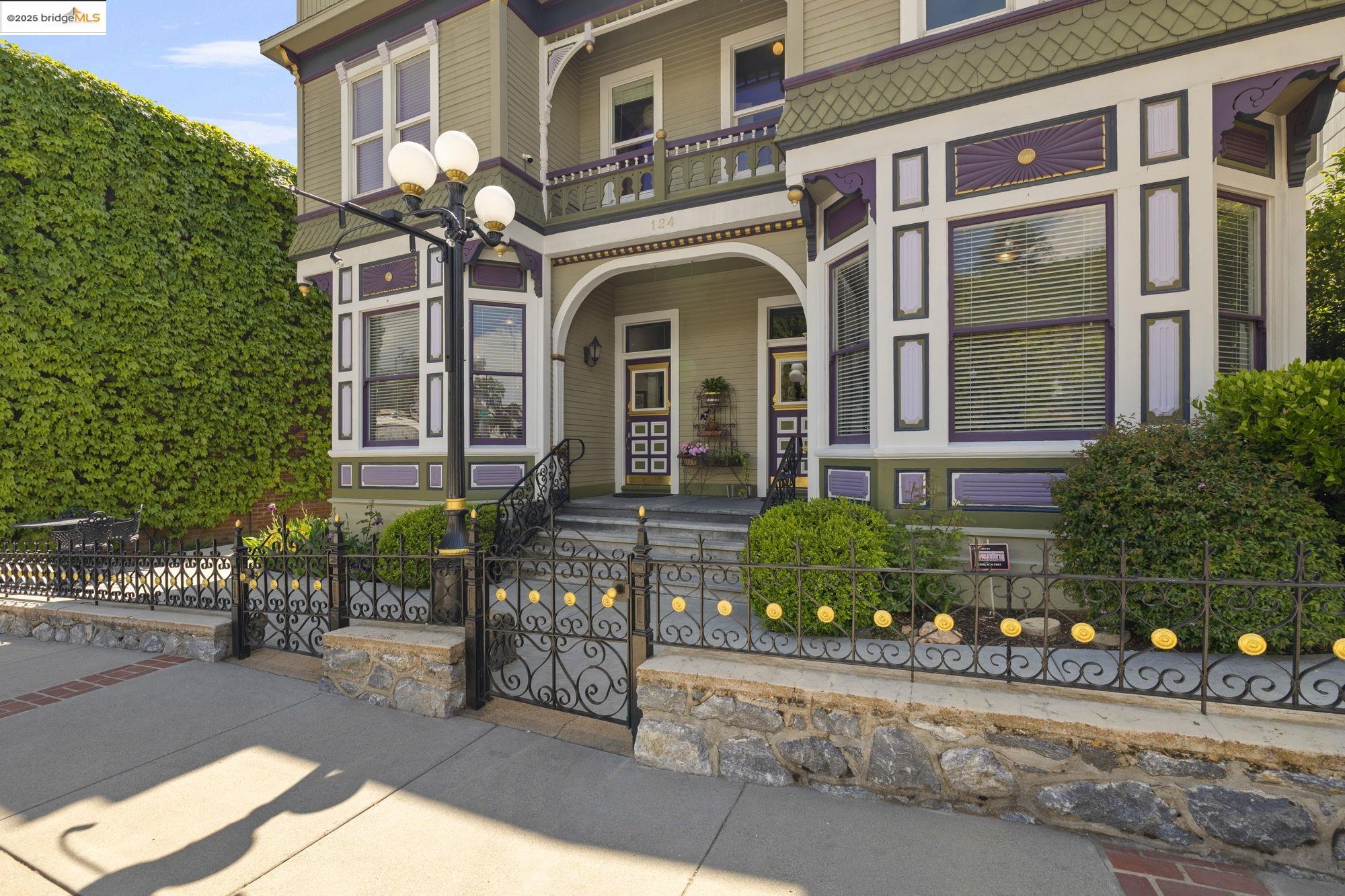Detail Gallery Image 1 of 60 For , Sonora,  CA 95370 - – Beds | – Baths