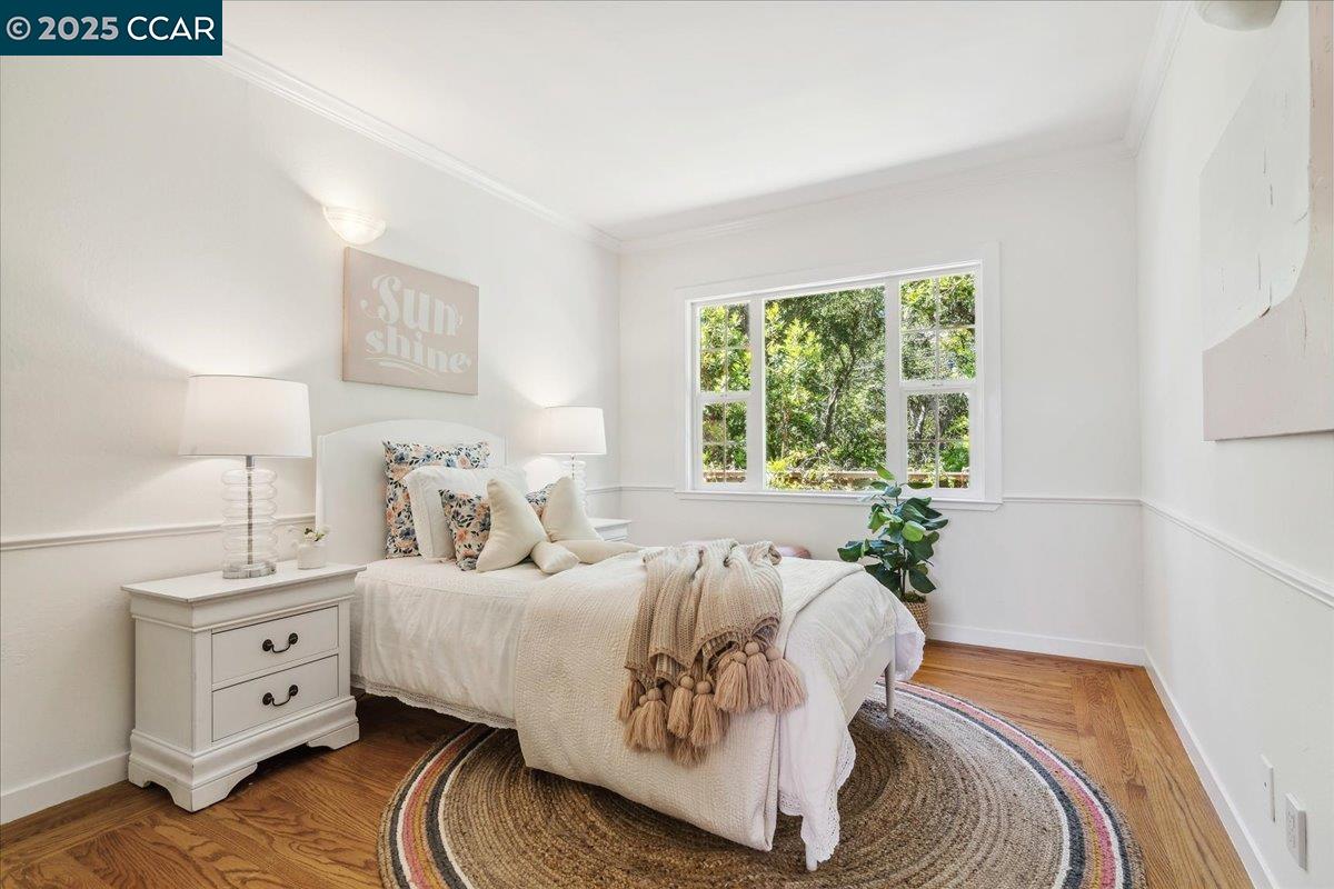 Detail Gallery Image 11 of 16 For 135 Camino Don Miguel, Orinda,  CA 94563 - 3 Beds | 3 Baths