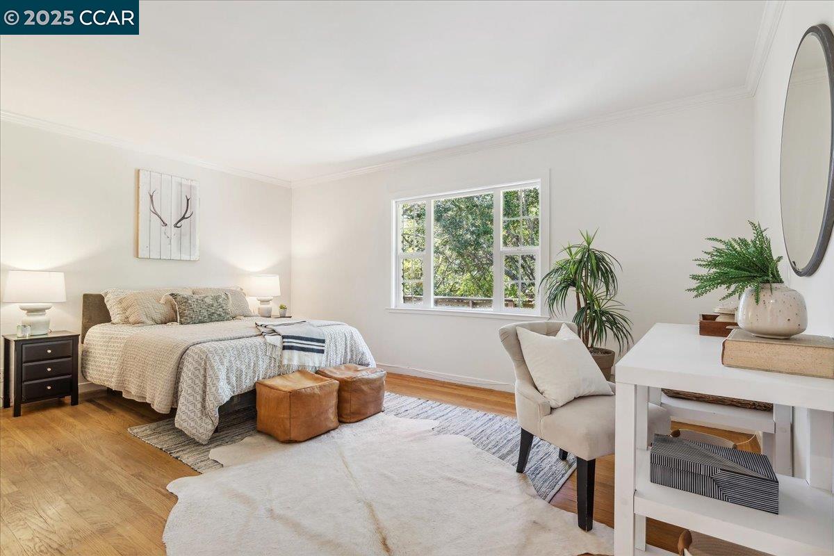 Detail Gallery Image 12 of 16 For 135 Camino Don Miguel, Orinda,  CA 94563 - 3 Beds | 3 Baths