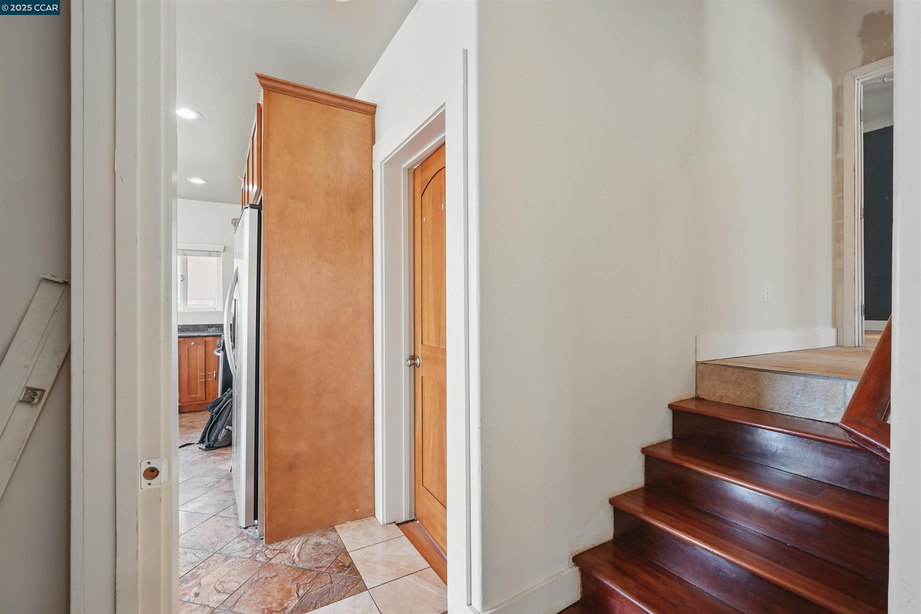 Detail Gallery Image 15 of 40 For 3727 Delmont Ave, Oakland,  CA 94605 - 4 Beds | 4 Baths
