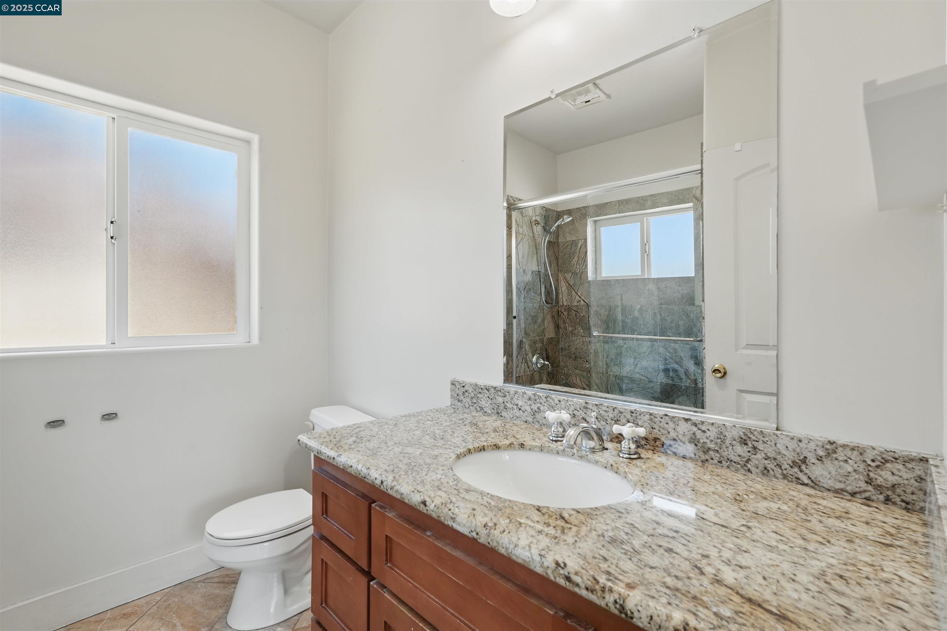 Detail Gallery Image 28 of 40 For 3727 Delmont Ave, Oakland,  CA 94605 - 4 Beds | 4 Baths