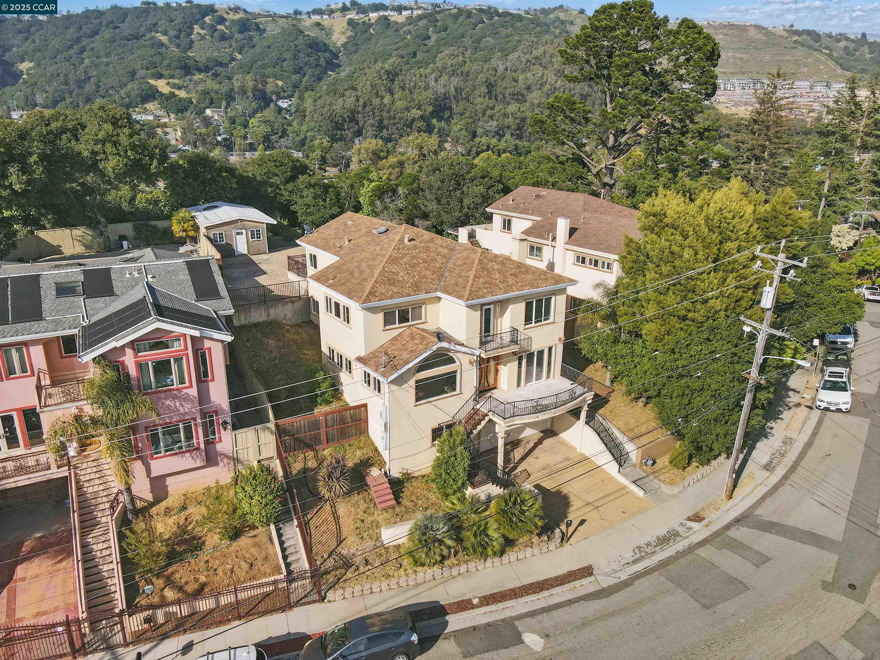 Detail Gallery Image 38 of 40 For 3727 Delmont Ave, Oakland,  CA 94605 - 4 Beds | 4 Baths