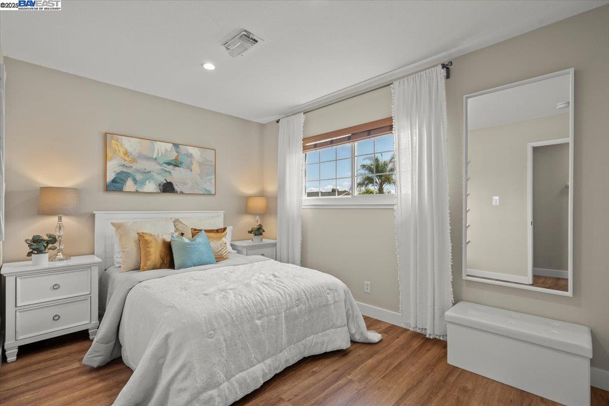 Detail Gallery Image 12 of 23 For 7412 Birkdale Dr, Newark,  CA 94560 - 3 Beds | 2 Baths