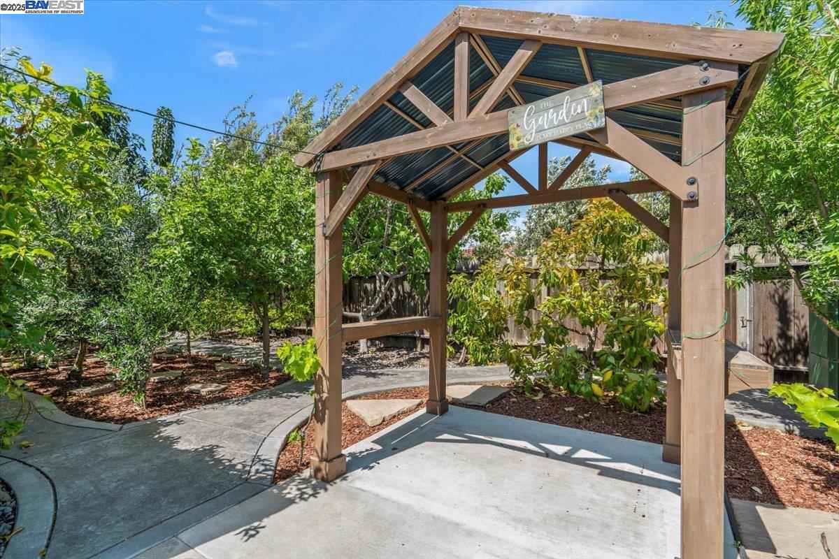 Detail Gallery Image 19 of 23 For 7412 Birkdale Dr, Newark,  CA 94560 - 3 Beds | 2 Baths