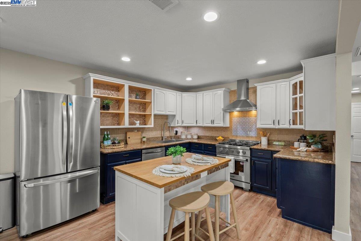 Detail Gallery Image 7 of 23 For 7412 Birkdale Dr, Newark,  CA 94560 - 3 Beds | 2 Baths