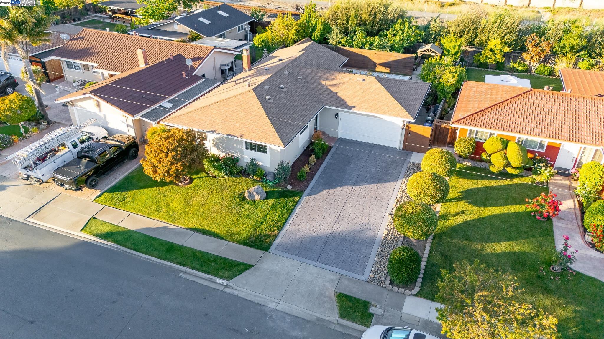 Detail Gallery Image 7 of 7 For 7412 Birkdale Dr, Newark,  CA 94560 - 3 Beds | 2 Baths