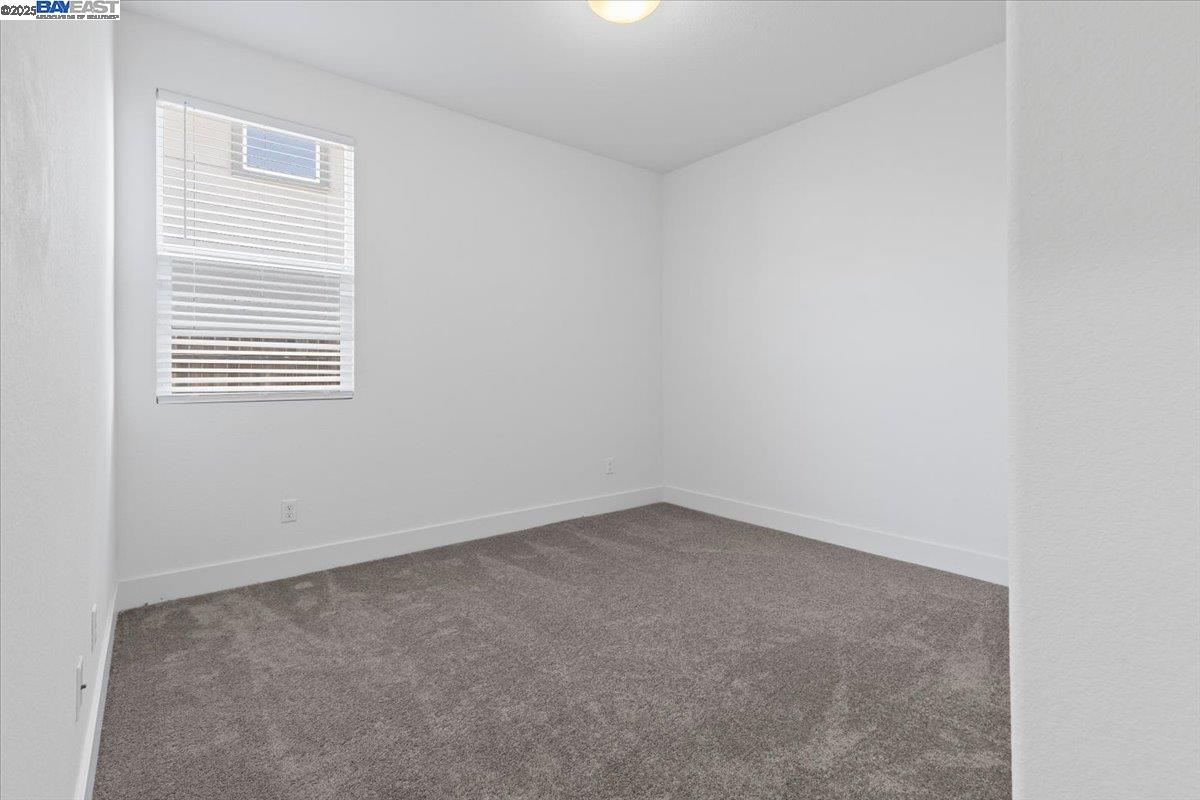 Detail Gallery Image 17 of 37 For 946 Osprey Dr, Lathrop,  CA 95330 - 4 Beds | 2 Baths