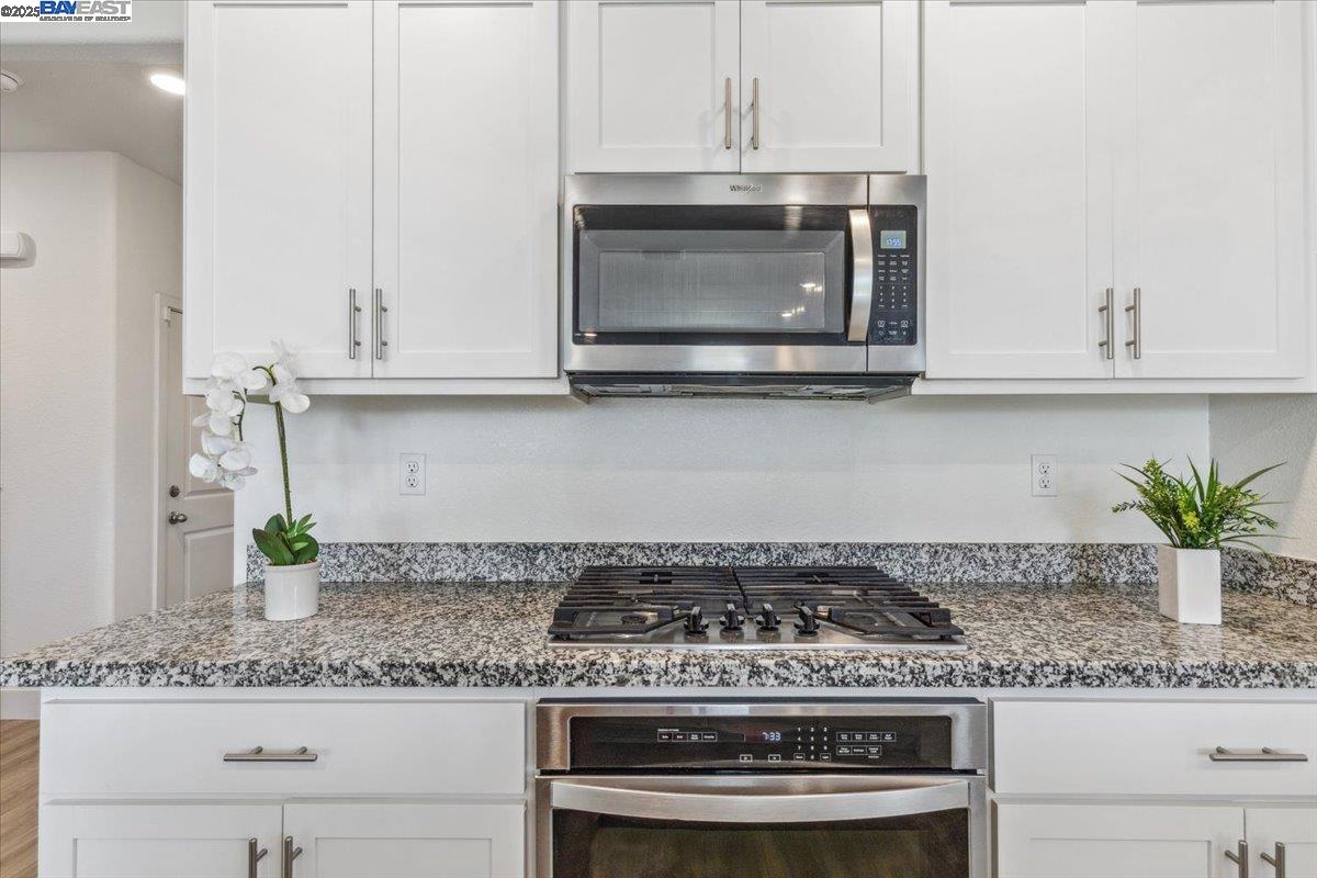 Detail Gallery Image 7 of 37 For 946 Osprey Dr, Lathrop,  CA 95330 - 4 Beds | 2 Baths