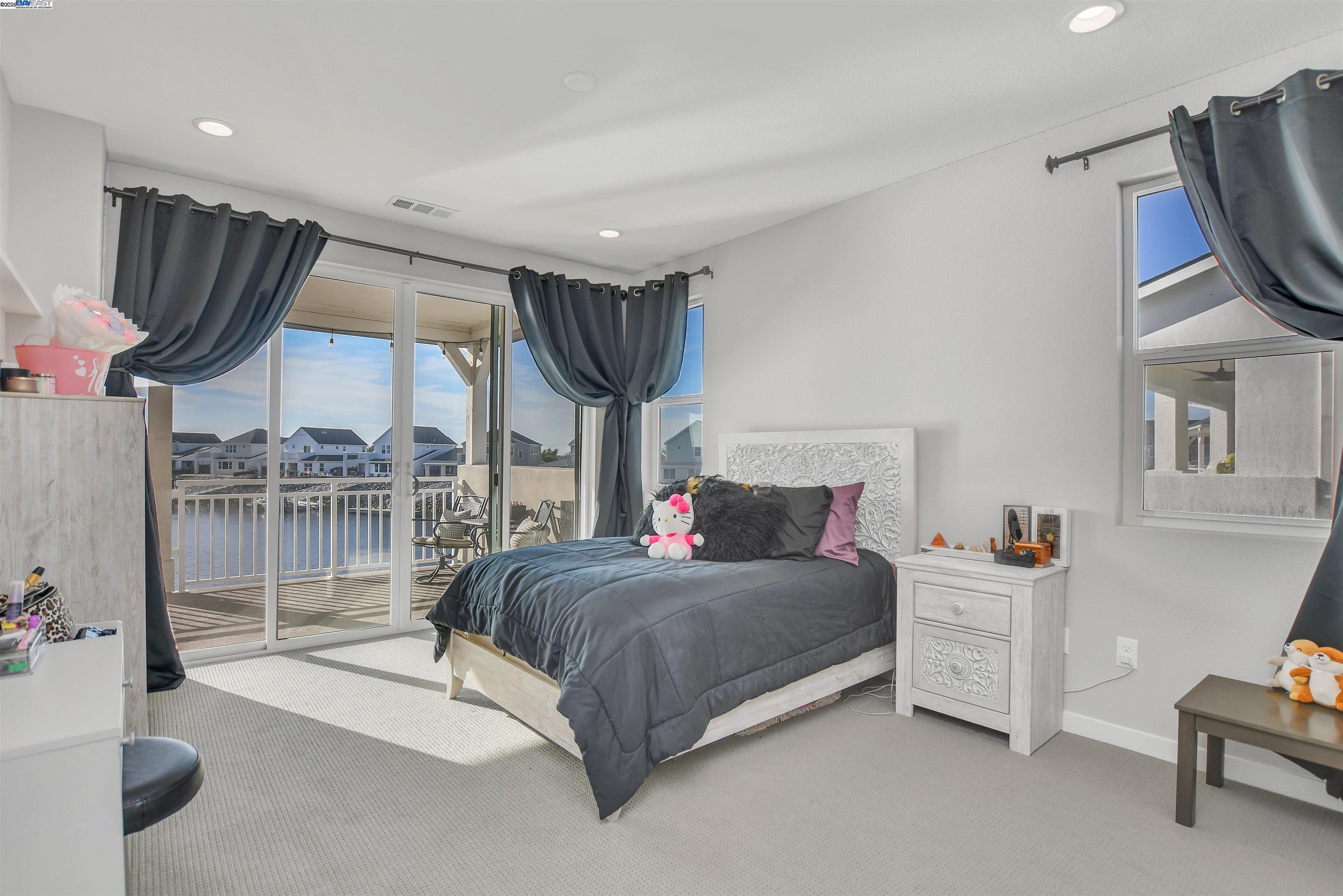 Detail Gallery Image 15 of 55 For 30 Grey Whale Pl, Bethel Island,  CA 94511 - 4 Beds | 4/1 Baths