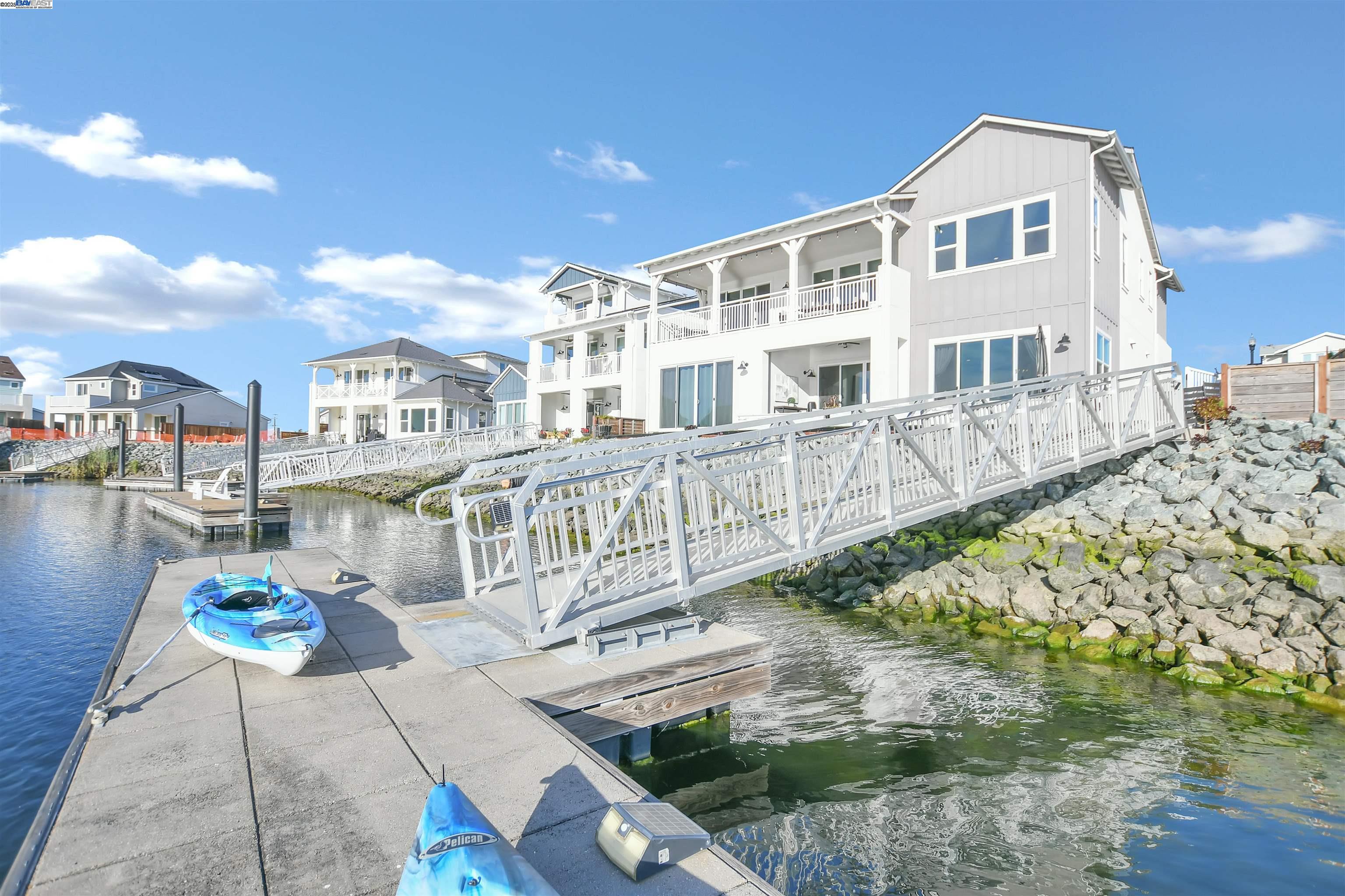 Detail Gallery Image 36 of 55 For 30 Grey Whale Pl, Bethel Island,  CA 94511 - 4 Beds | 4/1 Baths