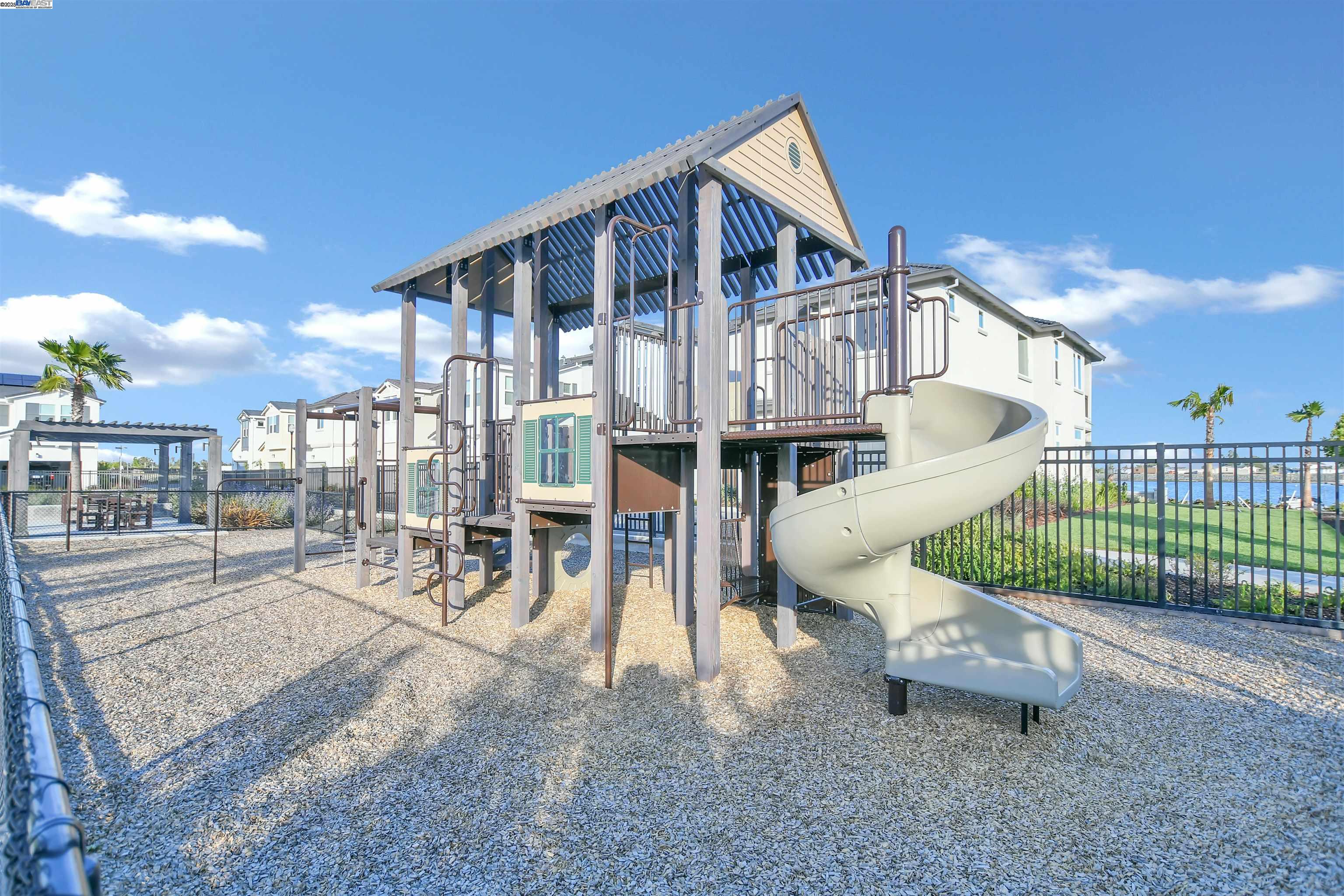 Detail Gallery Image 53 of 55 For 30 Grey Whale Pl, Bethel Island,  CA 94511 - 4 Beds | 4/1 Baths