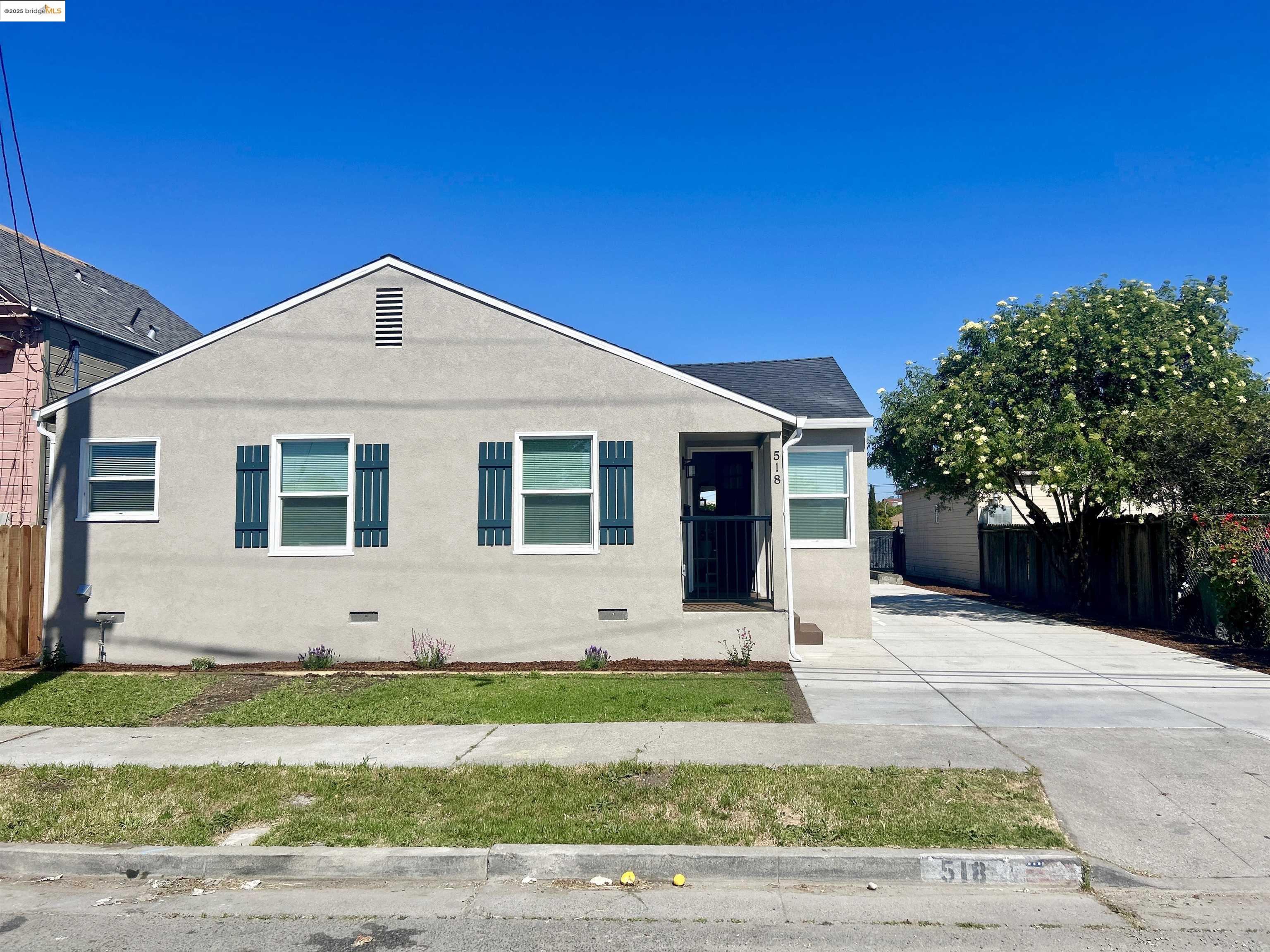 Detail Gallery Image 3 of 27 For 518 4th Street, Richmond,  CA 94801 - 3 Beds | 1 Baths