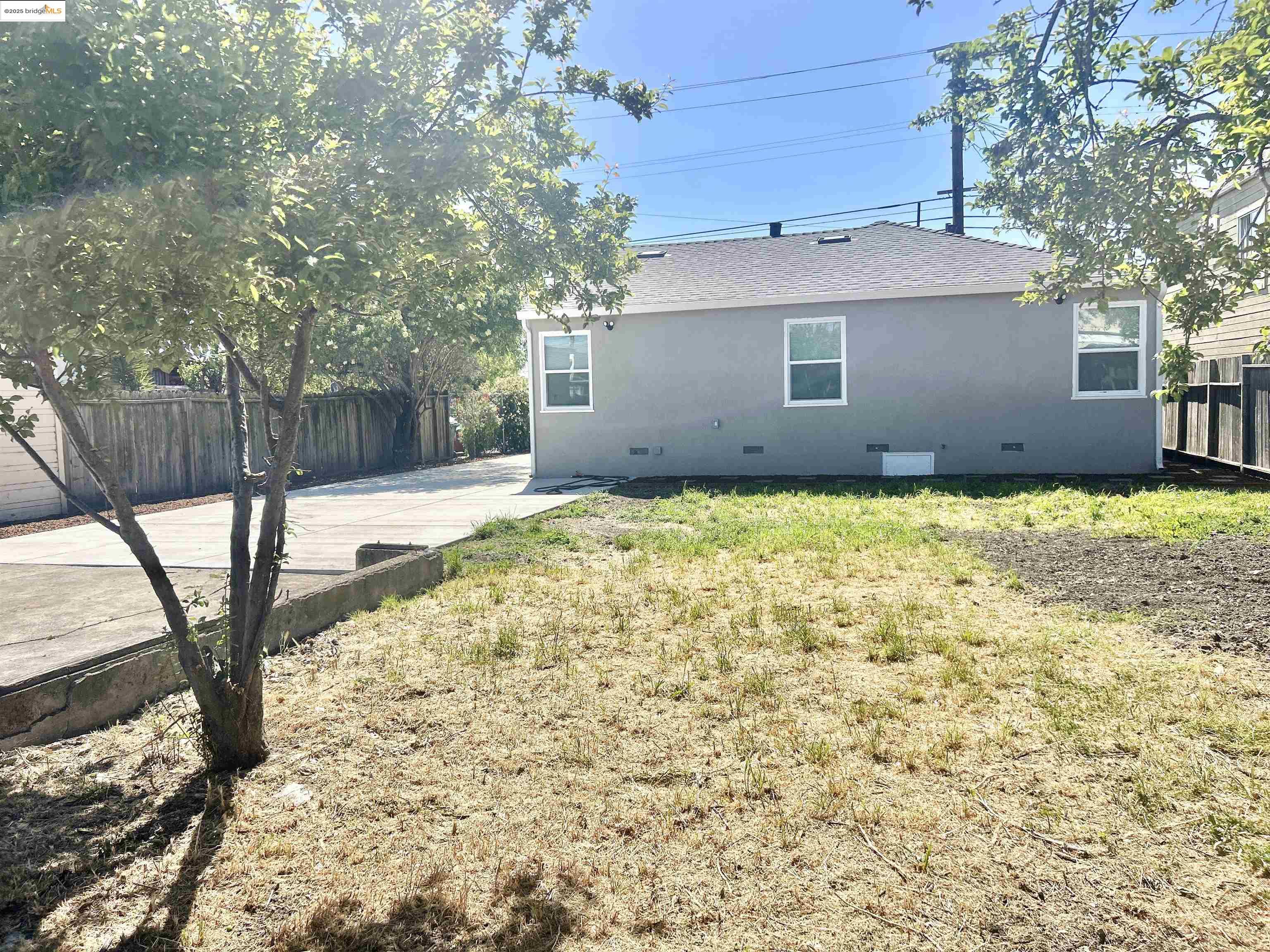 Detail Gallery Image 23 of 27 For 518 4th Street, Richmond,  CA 94801 - 3 Beds | 1 Baths