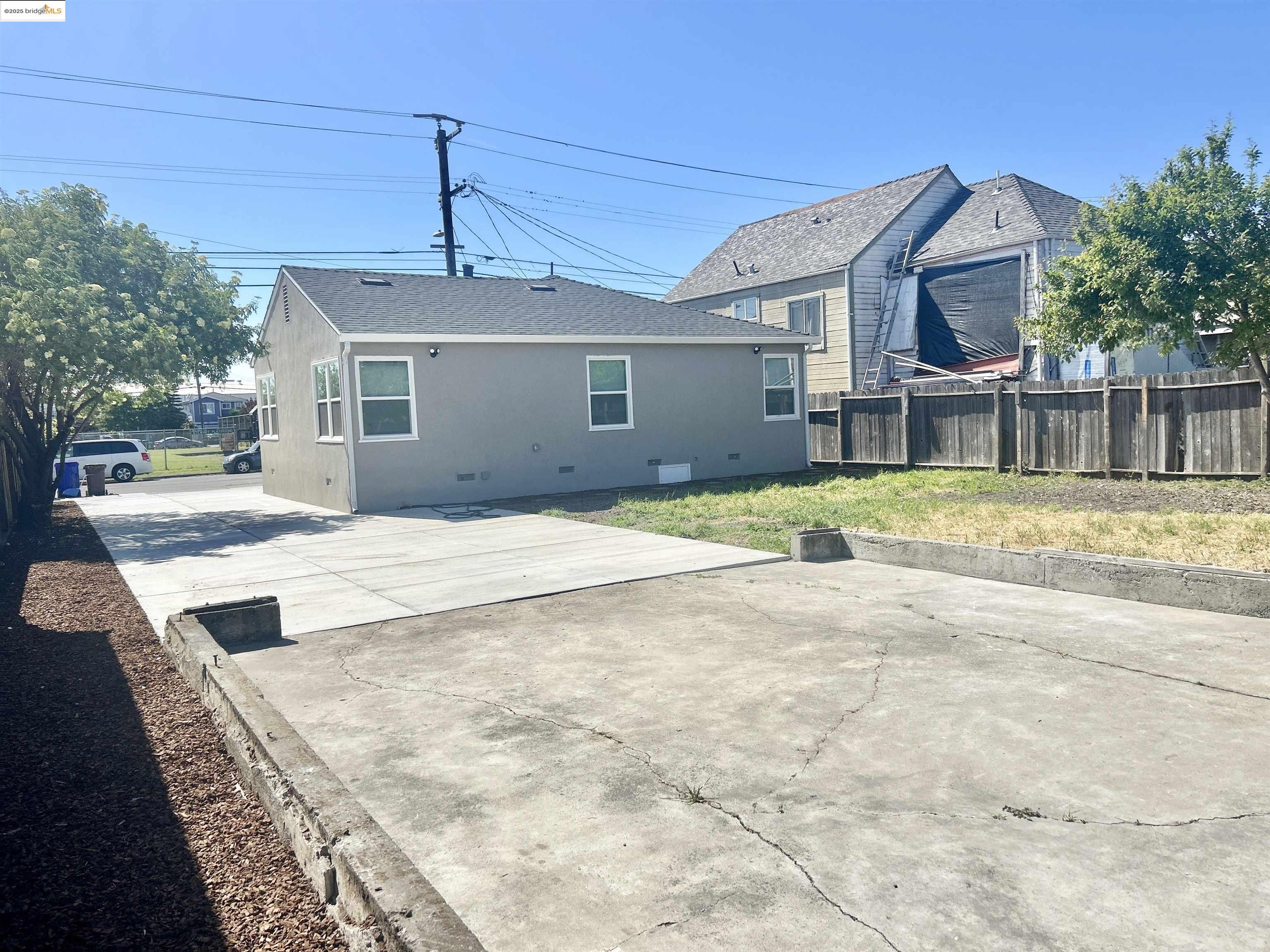 Detail Gallery Image 24 of 27 For 518 4th Street, Richmond,  CA 94801 - 3 Beds | 1 Baths