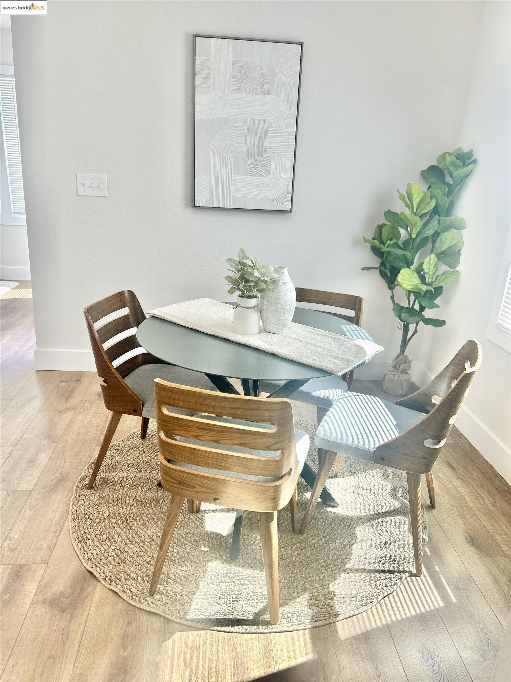 Detail Gallery Image 7 of 27 For 518 4th Street, Richmond,  CA 94801 - 3 Beds | 1 Baths