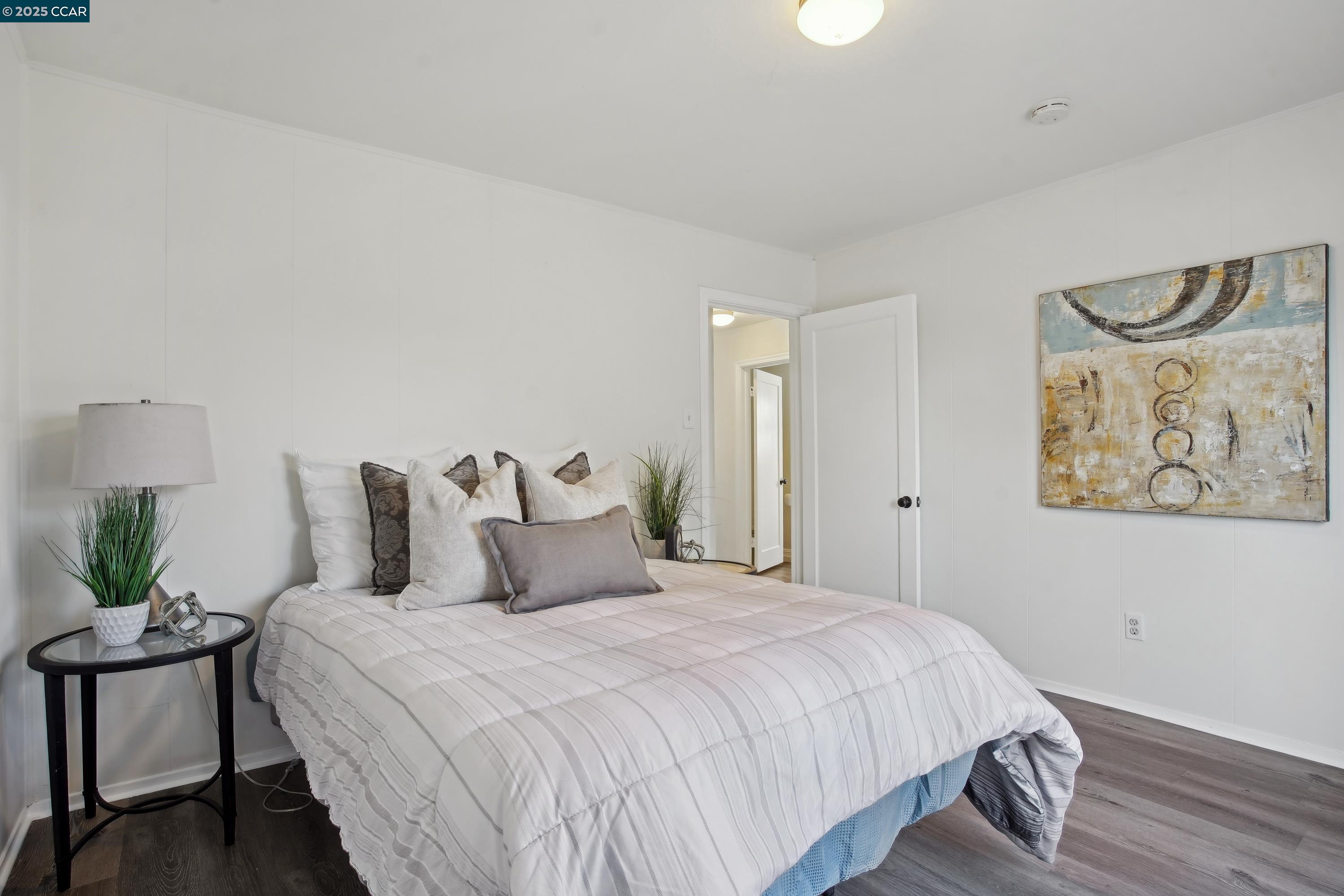 Detail Gallery Image 18 of 39 For 32 Lorraine Ave, Pittsburg,  CA 94565 - 4 Beds | 2 Baths